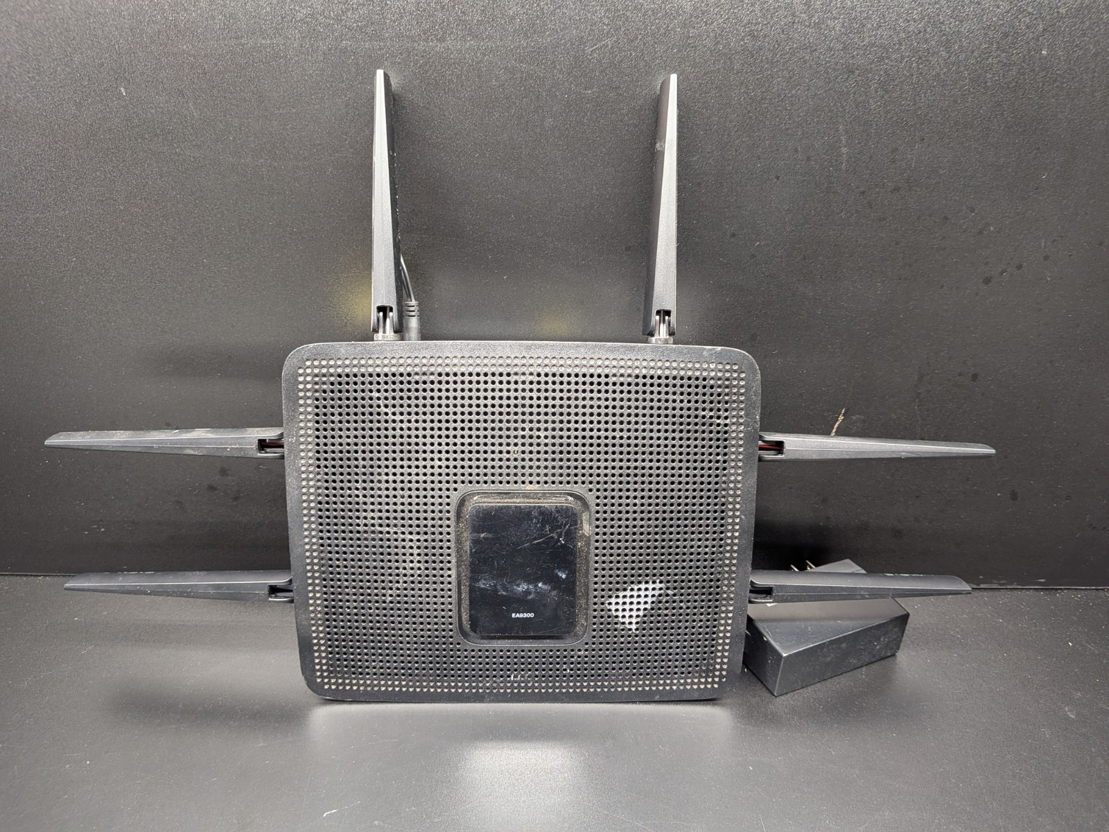 Linksys WiFi 5 Router, Tri-Band (AC4000) EA9300 Tested, Works Well