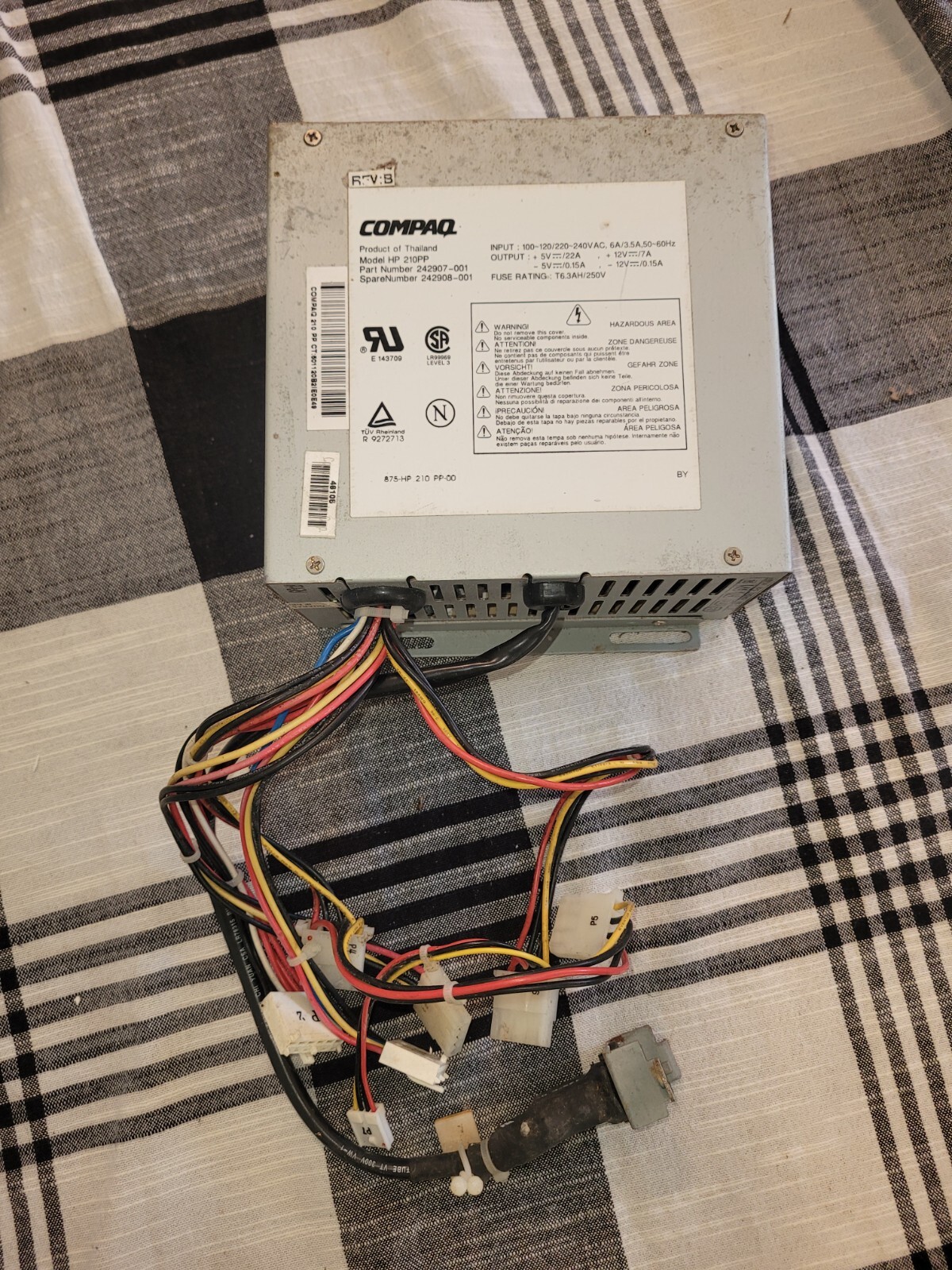 Compaq HP 210PP 200W Power Supply PN: 242907-001 Spare: 242908-001