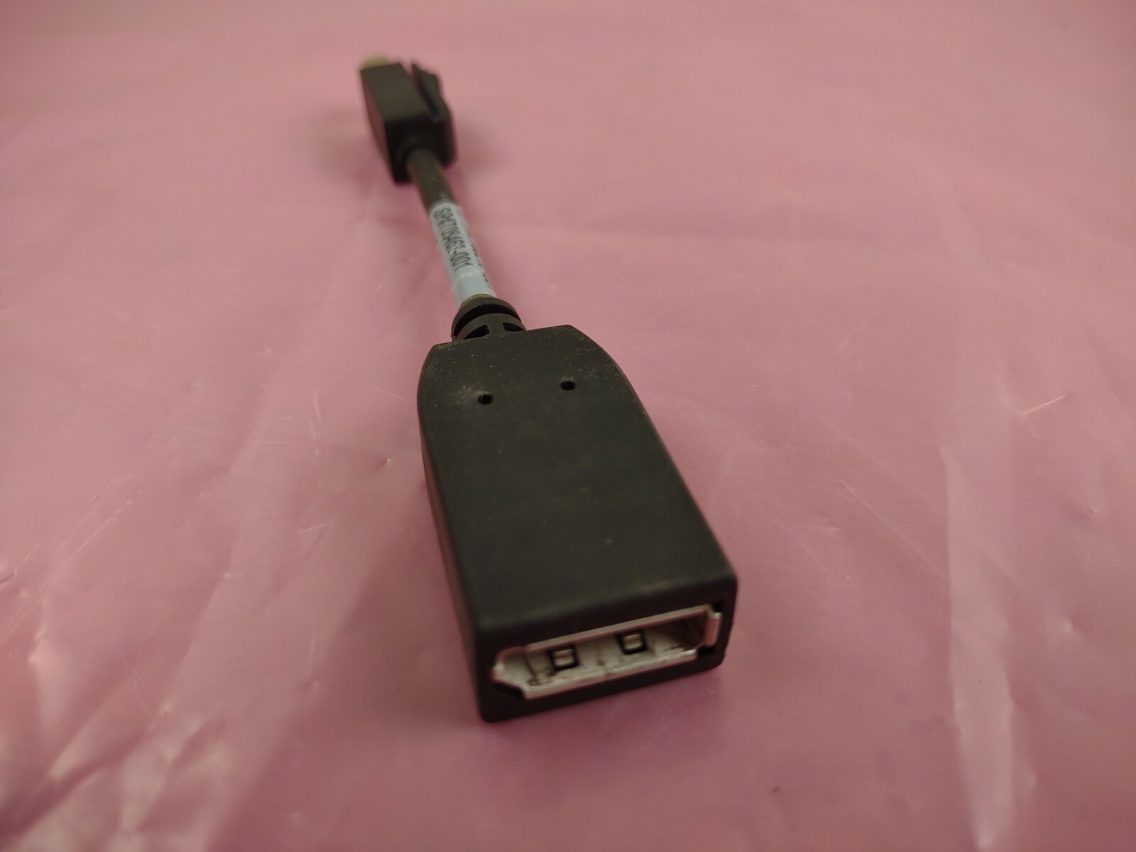 HP Mini DisplayPort to DisplayPort Adapter Cable HP P/N 703216-001 SP#708463-001