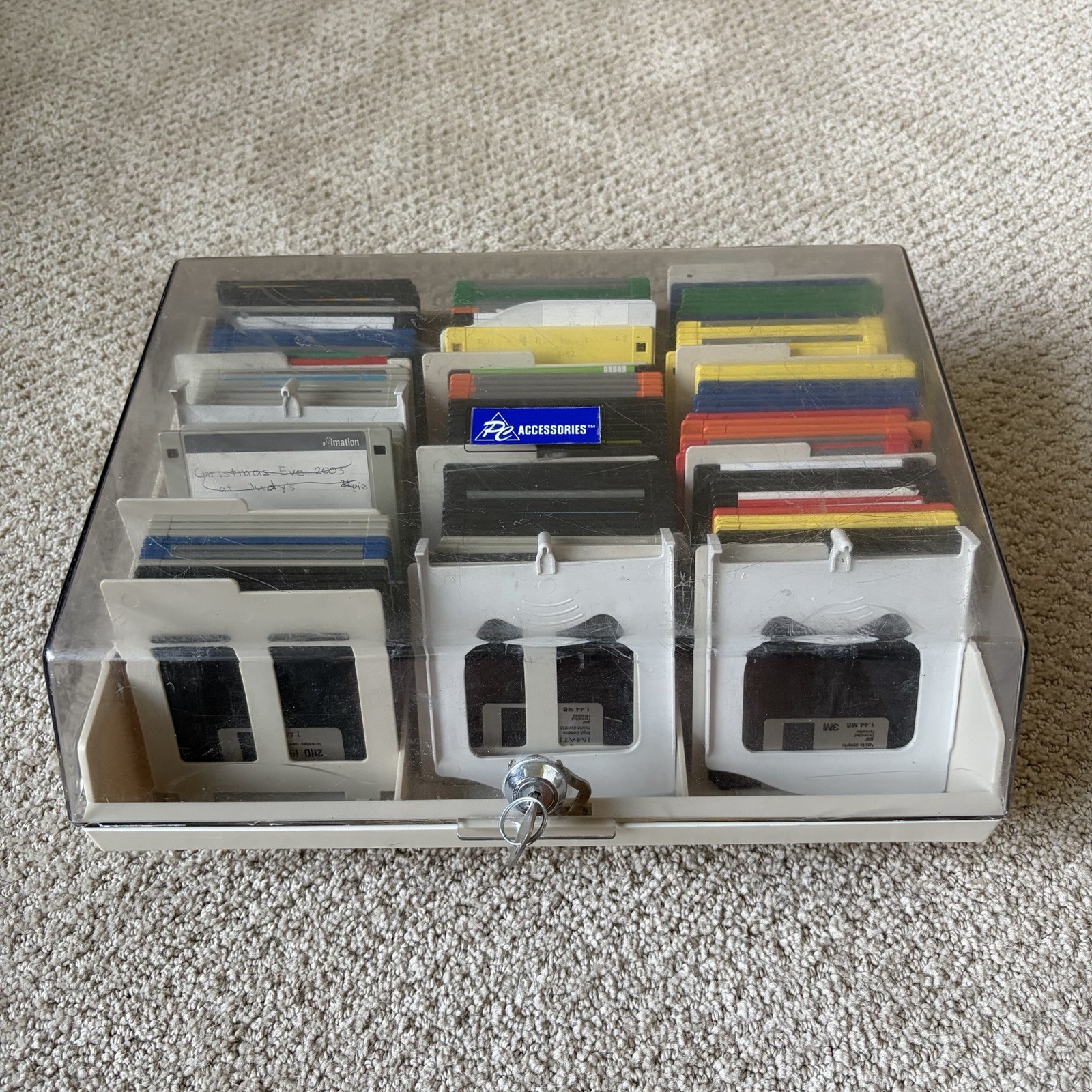 Huge Lot Of 121 Floppy Discs With Storage Container