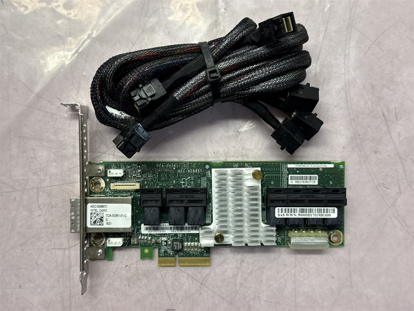 INTEL RES3FV288 12Gbps SAS/SATA RAID EXPANDER CARD W/ 3 MINI-SAS CABLES