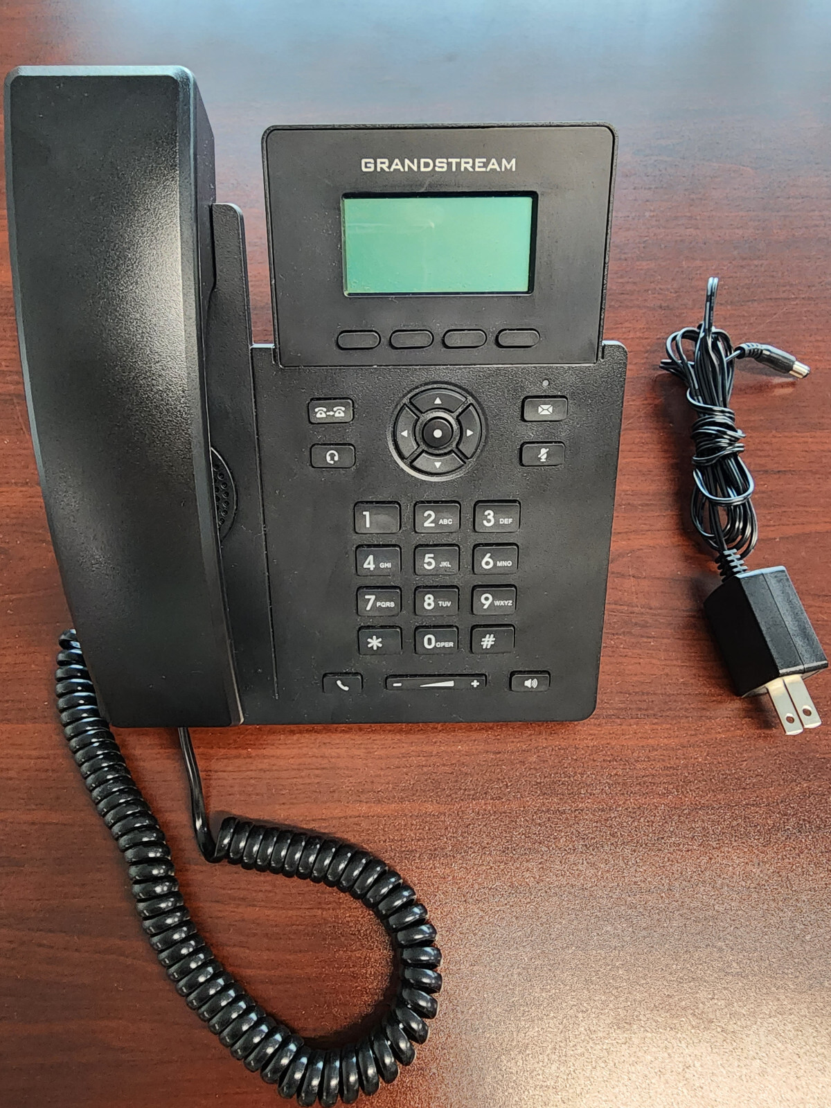 "5 Grandstream GRP2601P 2-Line 2 SIP Office Phone PoE Bundle Lot"