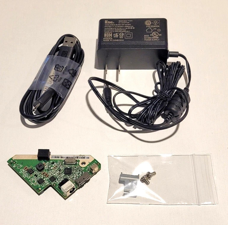 PCB/Controller 4061-705094-004 Western Digital + Power Supply and USB Cable