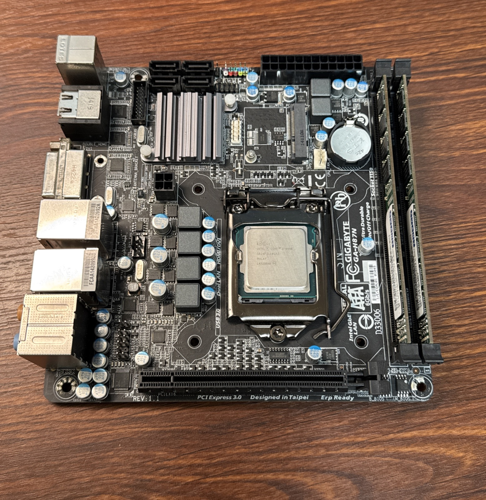 Gigabyte GA-H87N Motherboard w/ i5-4440 CPU & 2 x 2GB RAM