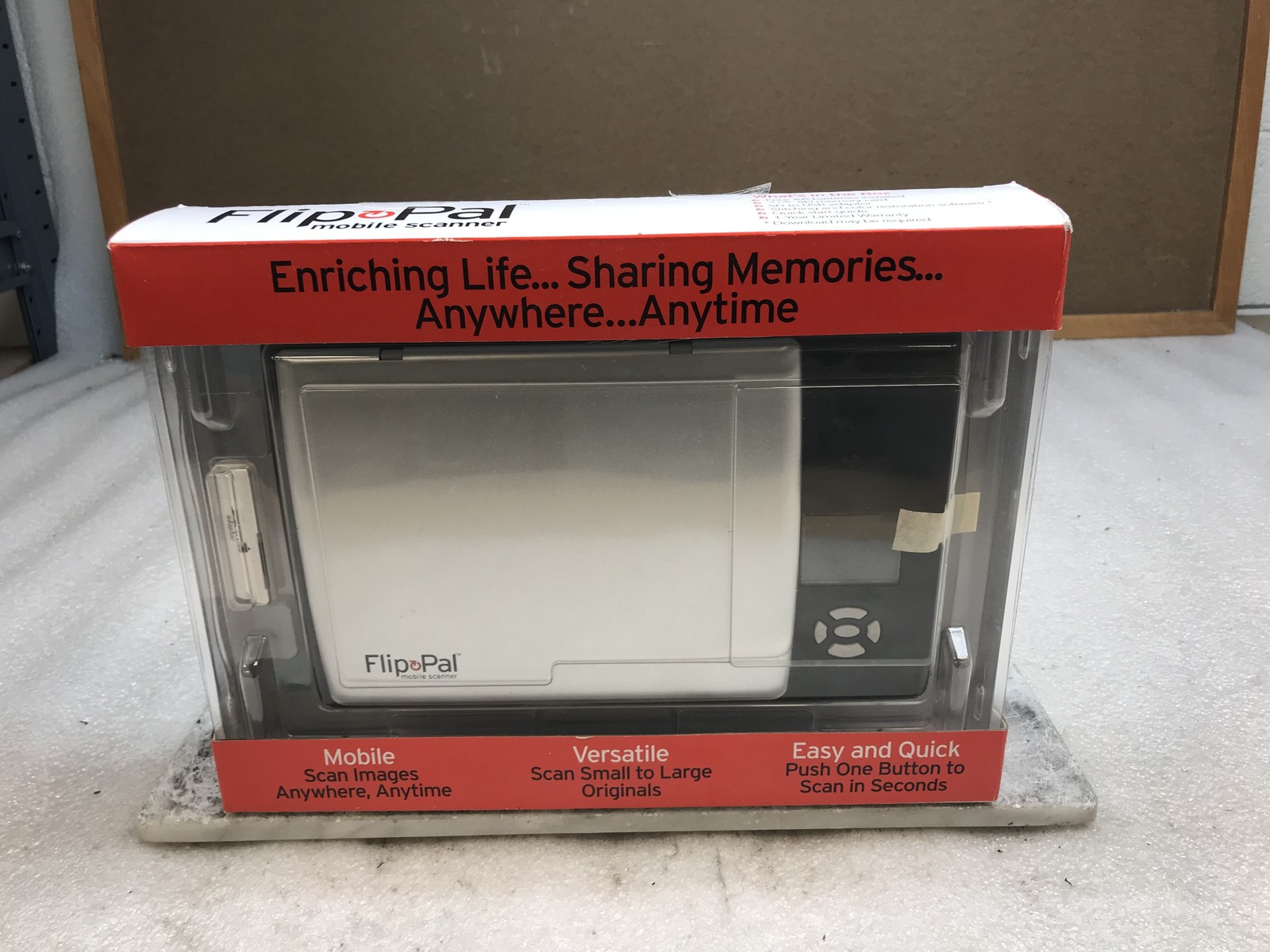 Flip Pal Mobile Scanner 100C Cordless Flatbed Scanner Portable  New Open Box