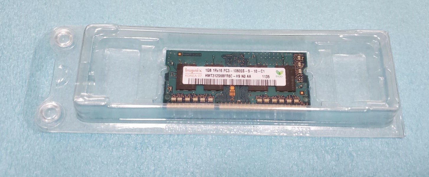 HMT312S6BFR6C-H9 GENUINE HYNIX LAPTOP MEMORY 1GB PC3-10600 )