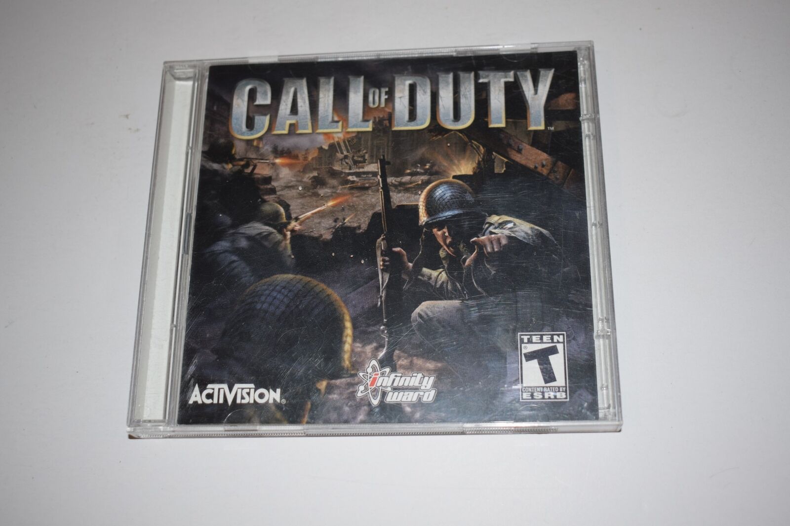CALL OF DUTY 2004  PC GAME  (MVY65)