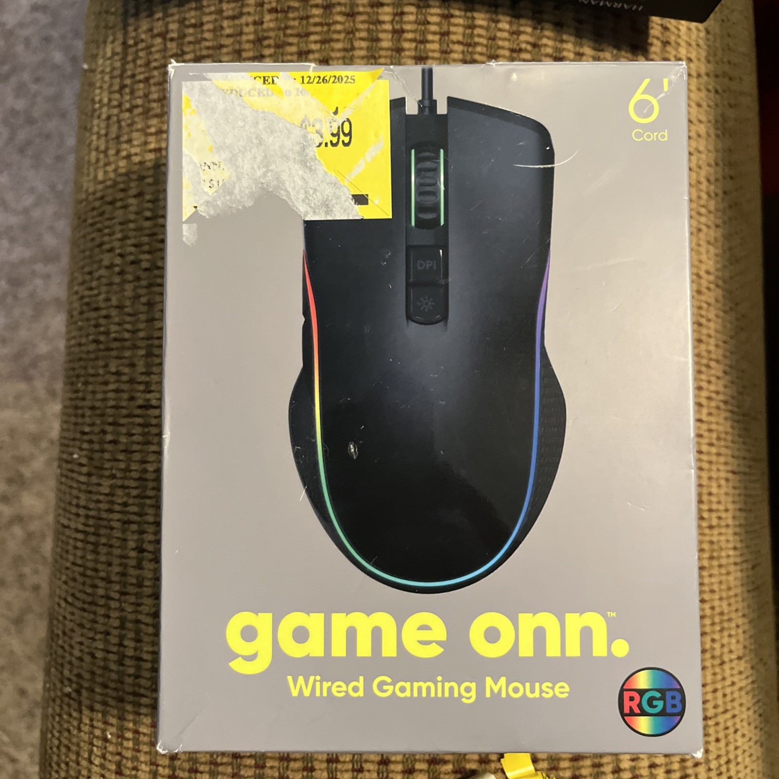 Gaming Mouse with attached USB power cable 6 ft Onn