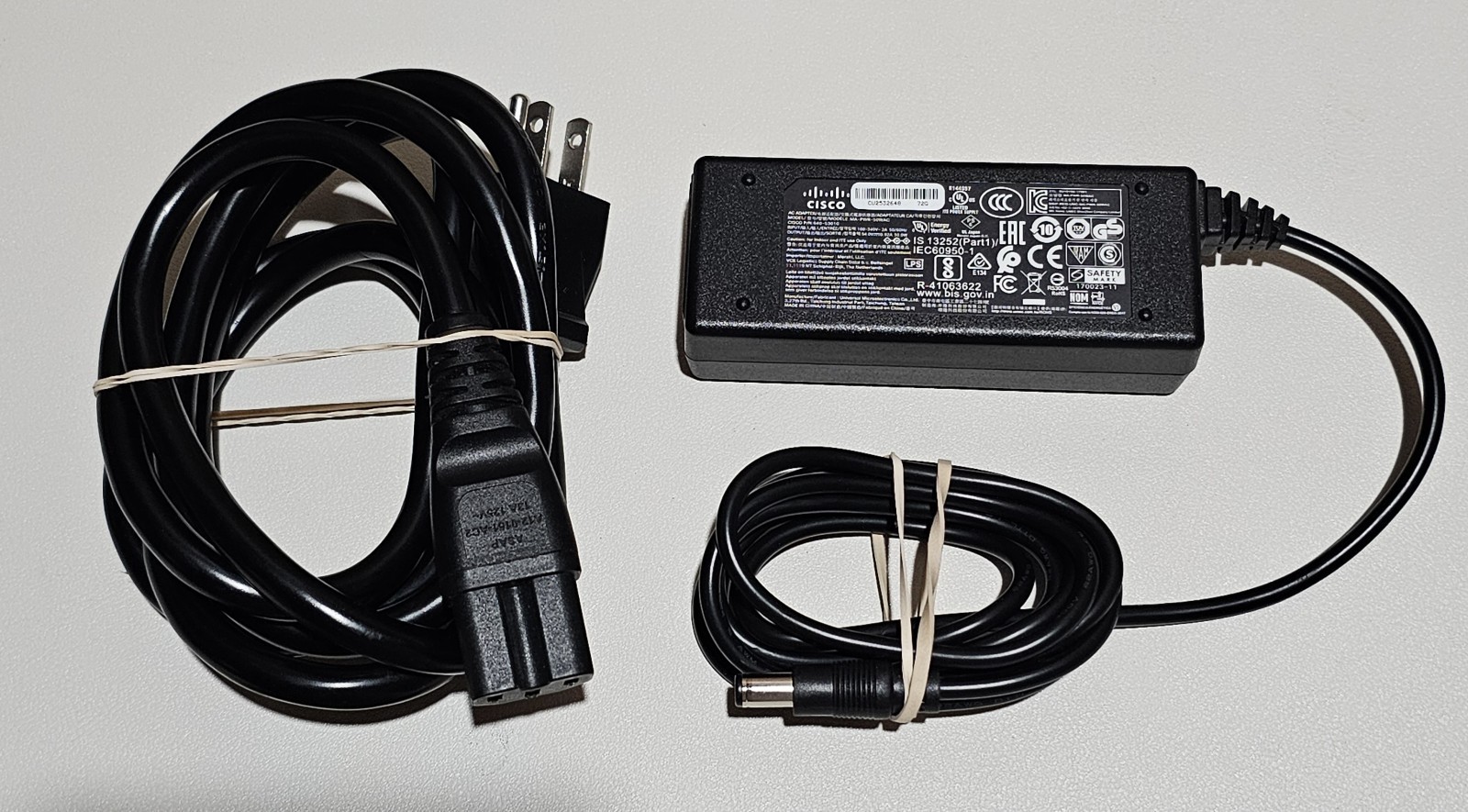 OEM Cisco Meraki Z3 MA-PWR-50WAC 50W 100-240V 2A AC Adapter Power Supply
