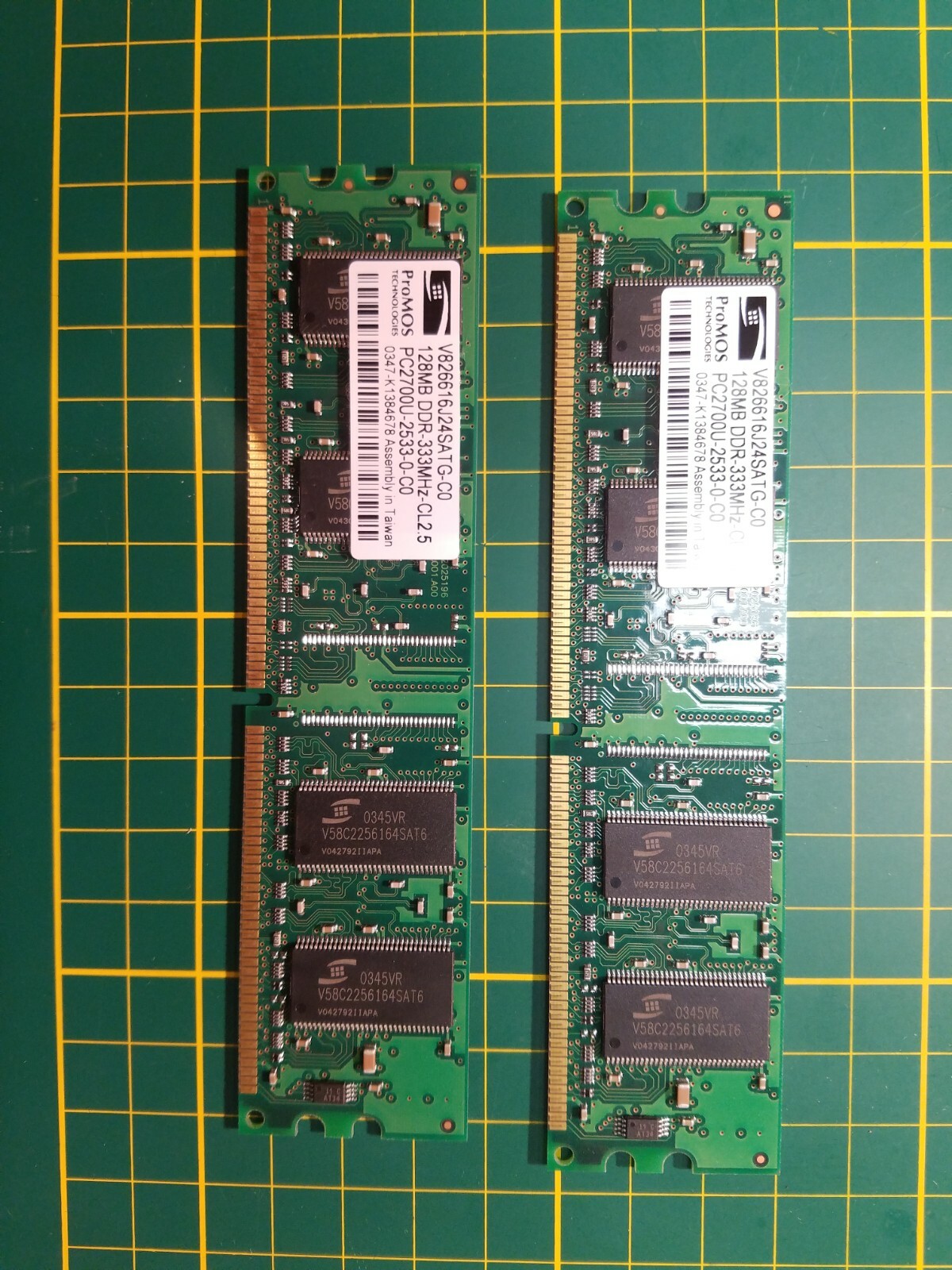 Lot of 2 Sticks Promos 128MB DDR CL3 V826616J24SATG-D3