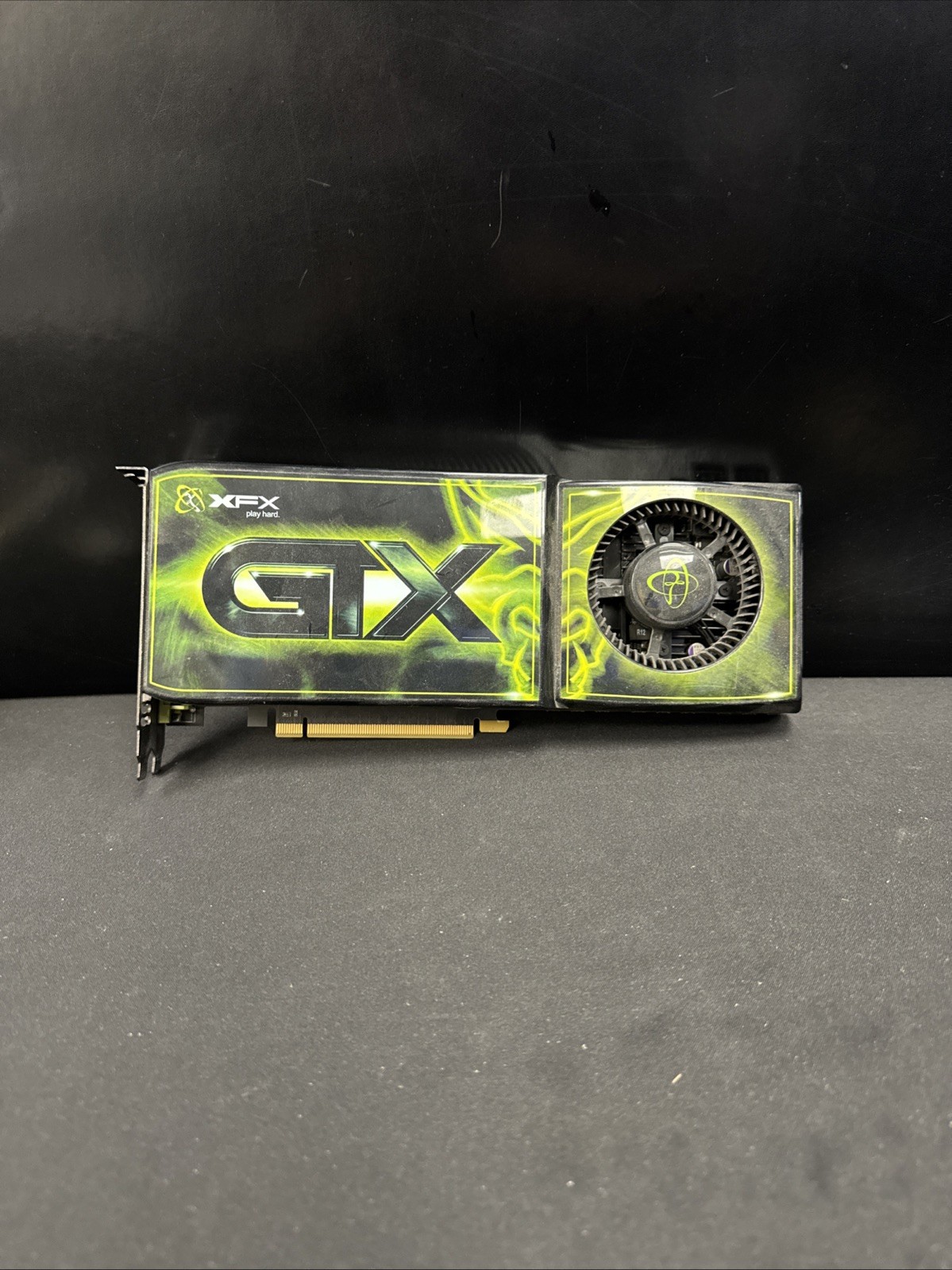 XFX NVIDIA GeForce GTX 260 1GB GDDR3 PCIe Graphics Video Card For Parts Untested