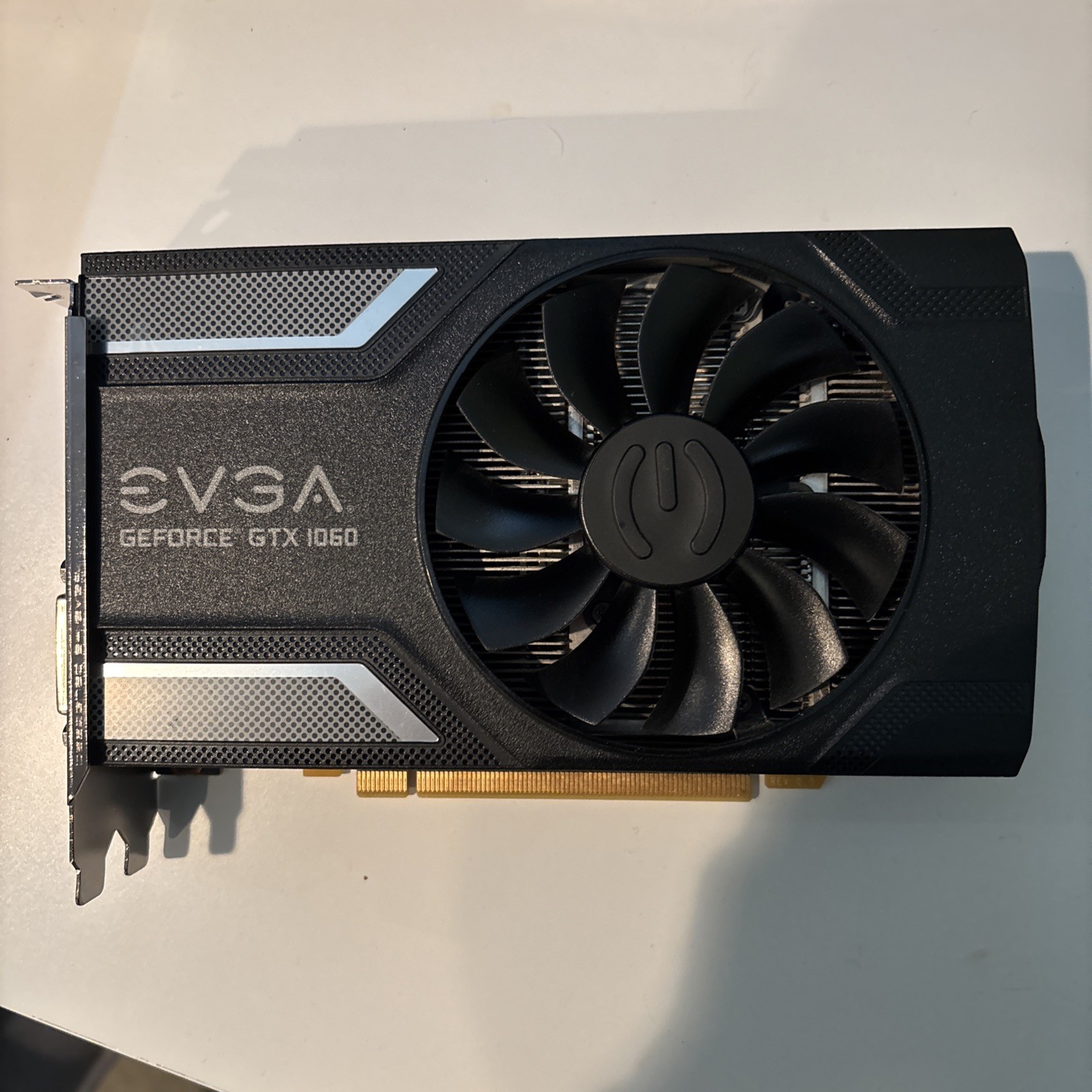 EVGA GeForce GTX 1060 3GB GDDR5 Graphics Card 03G-P4-6162-KR