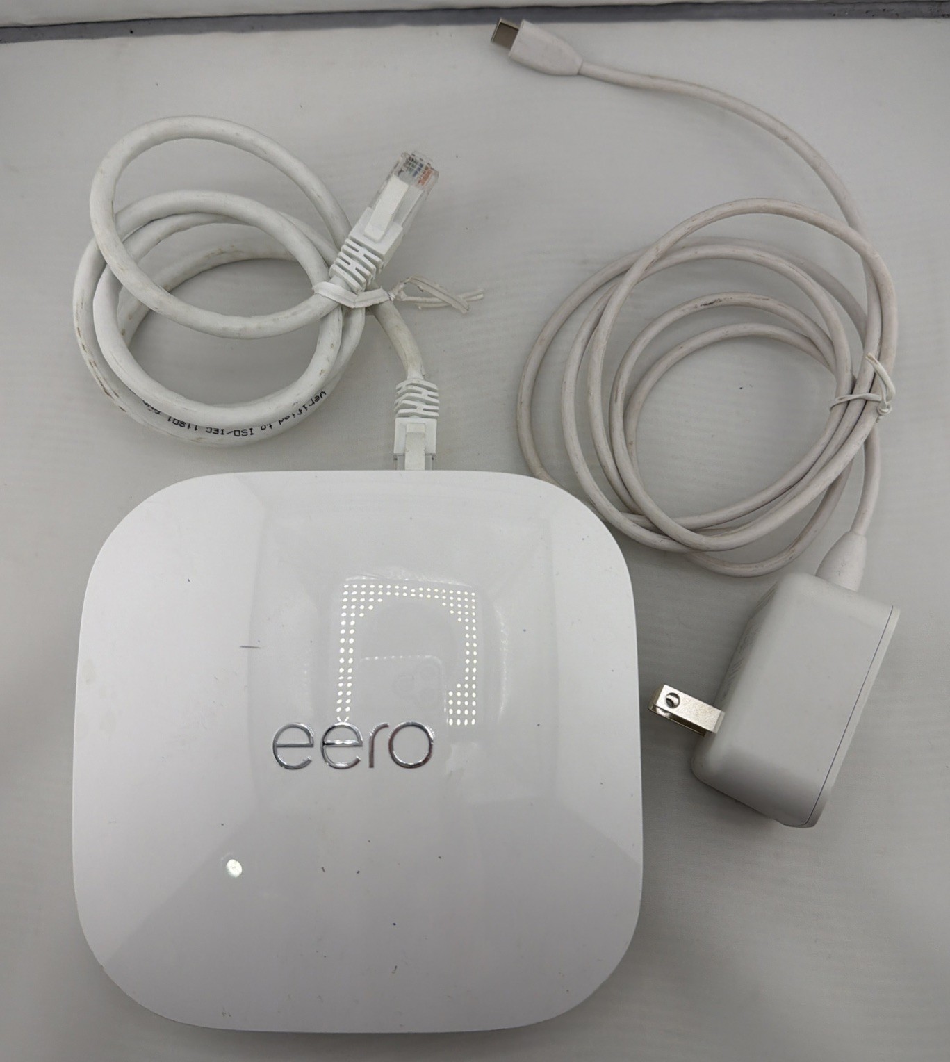 Nokia XS-010X-Q Optical Network Terminal With Power Cord.