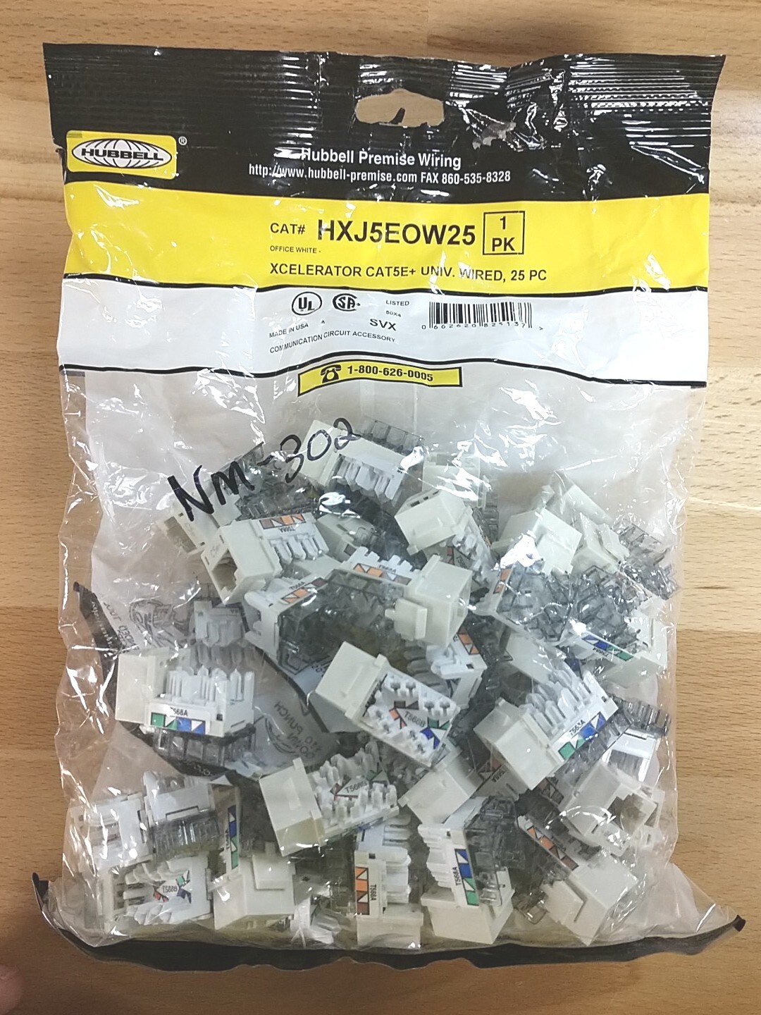 Hubbell HXJ5EOW Cat5e Jacks, Office White