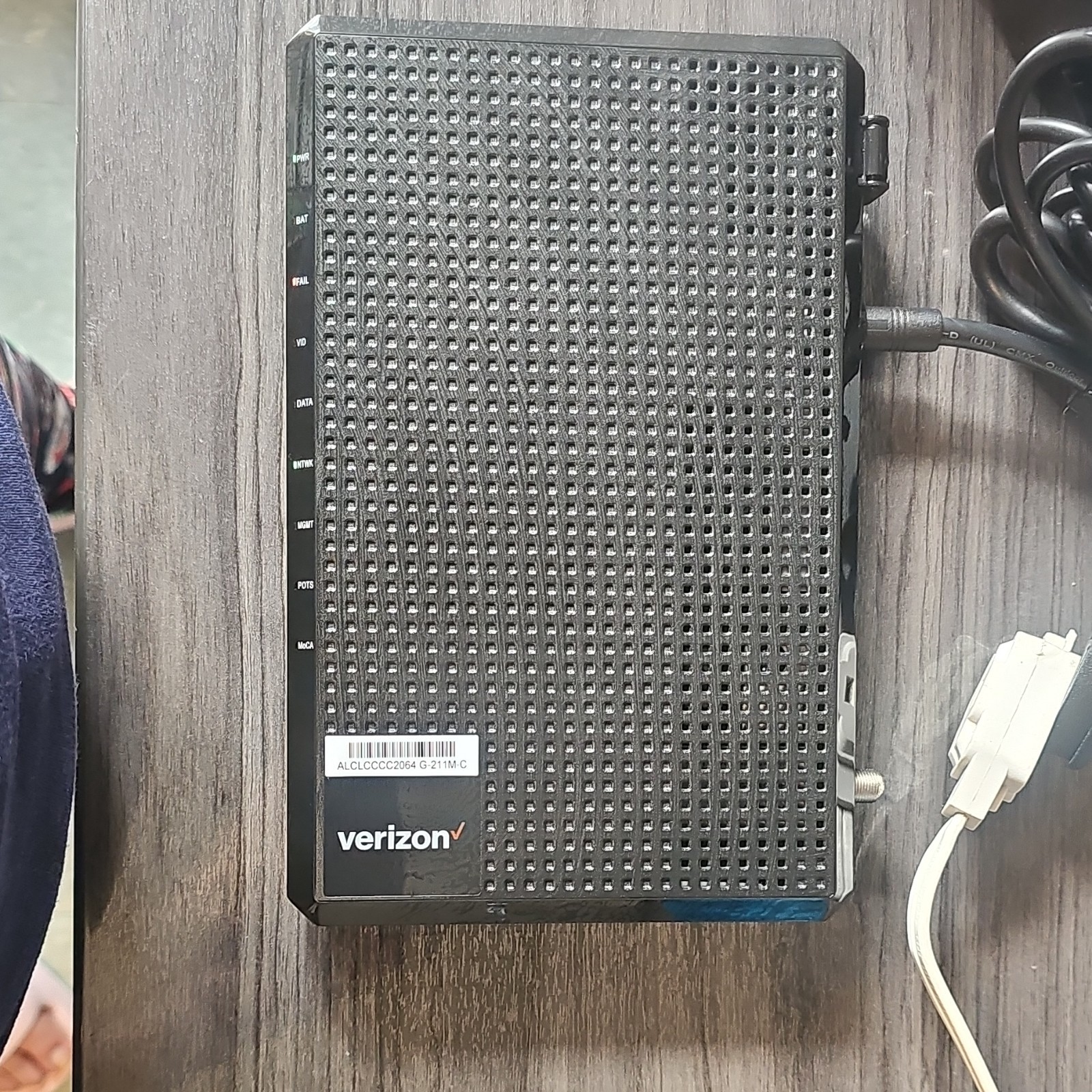 Verizon Nokia G-211M-C Router Ethernet RJ-45 Black w/ Power Adapter