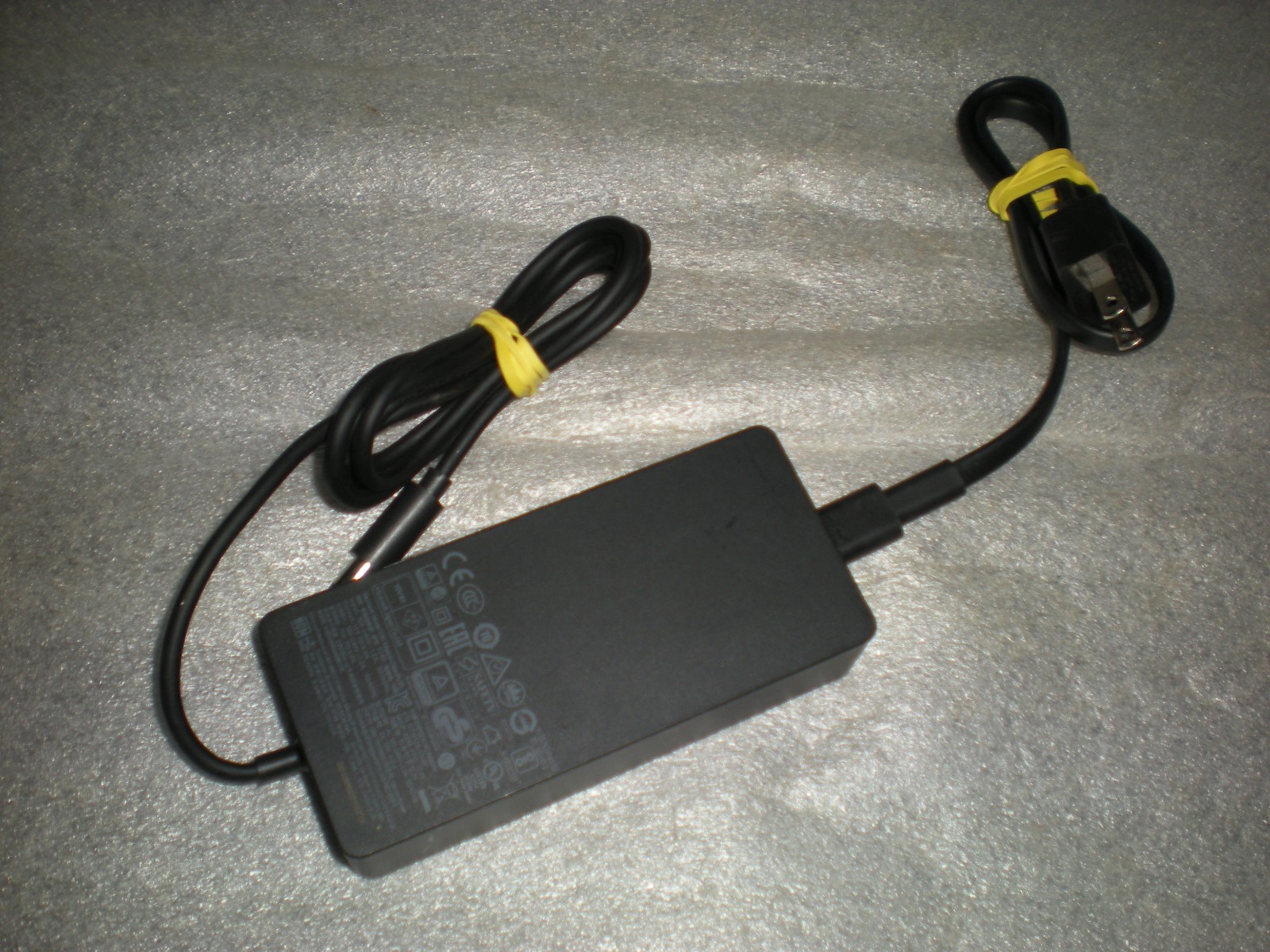 Genuine Original Microsoft Surface Power Supply Adapter Charger 1749 15V 6A 90W