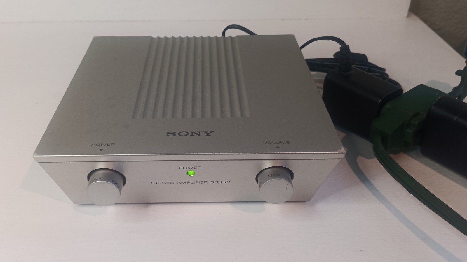 Sony SRS-Z1 High Quality ClassA 3Watt RMS 2.1 Stereo System Amplifier Only Works
