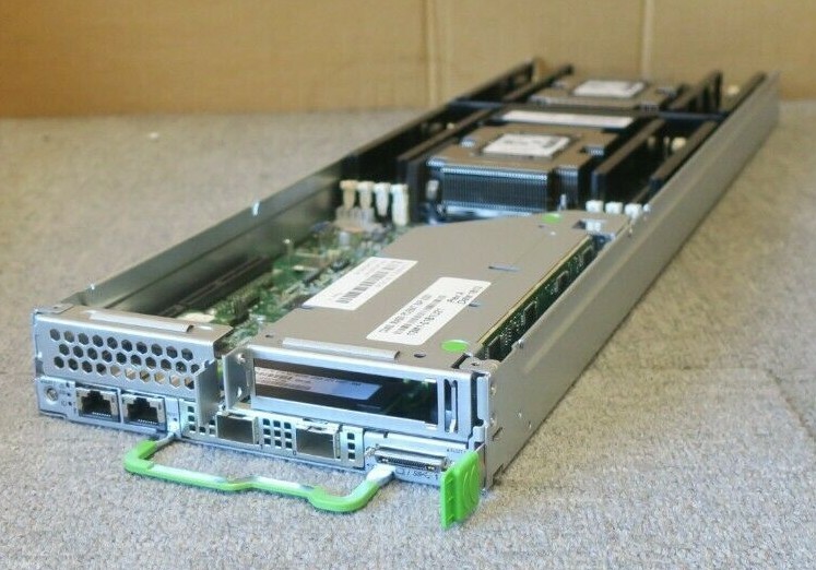 Fujitsu Primergy CX2570 M4 2x CPU 16x DIMM CTO Server Node S26361-K1616-V100