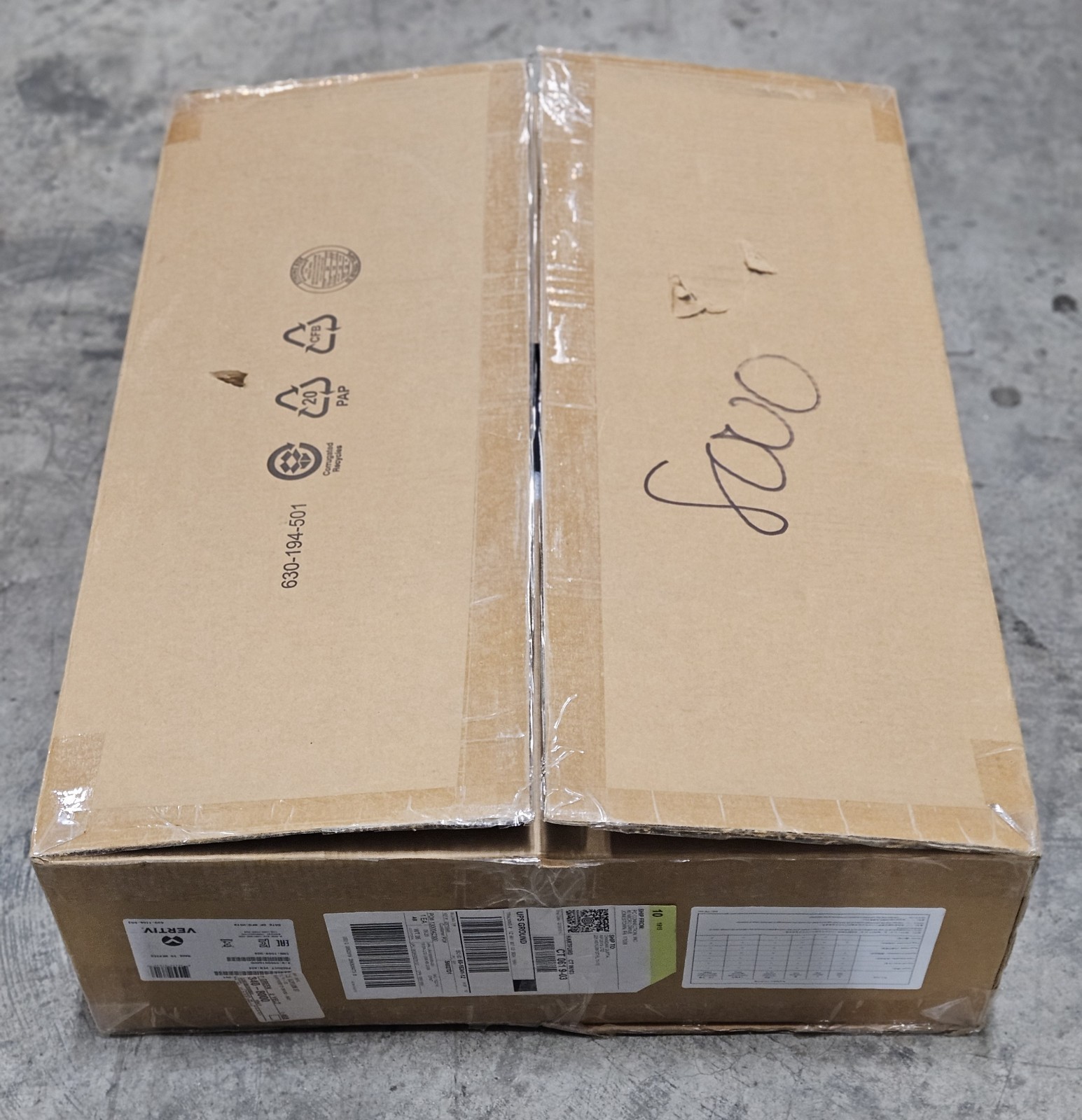 NEW Vertiv Avocent 19" Local Rack Access 1U LCD Rack Mount Console LRA185KMM