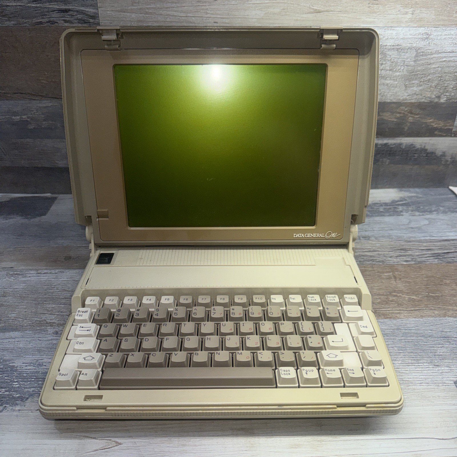 Vintage Data General One Model 2213 A Computer UNTESTED