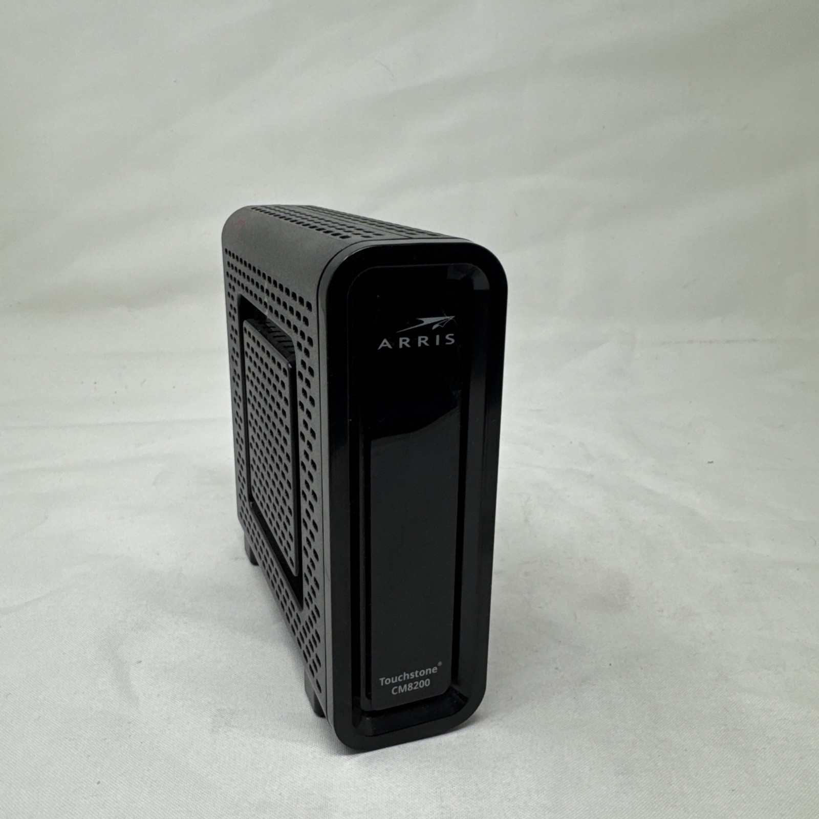 Arris SURFboard CM8200 DOCSIS 3.1 cable modem No Power Cord