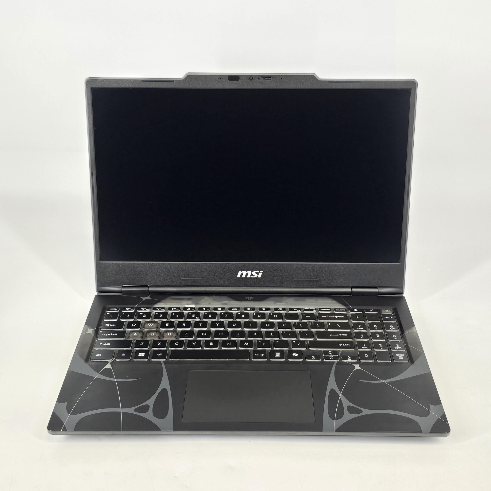 MSI Cyborg 15 FHD 2025 2.5 GHz Core 7 240H 32GB 1TB SSD NVIDIA RTX 5050 Good