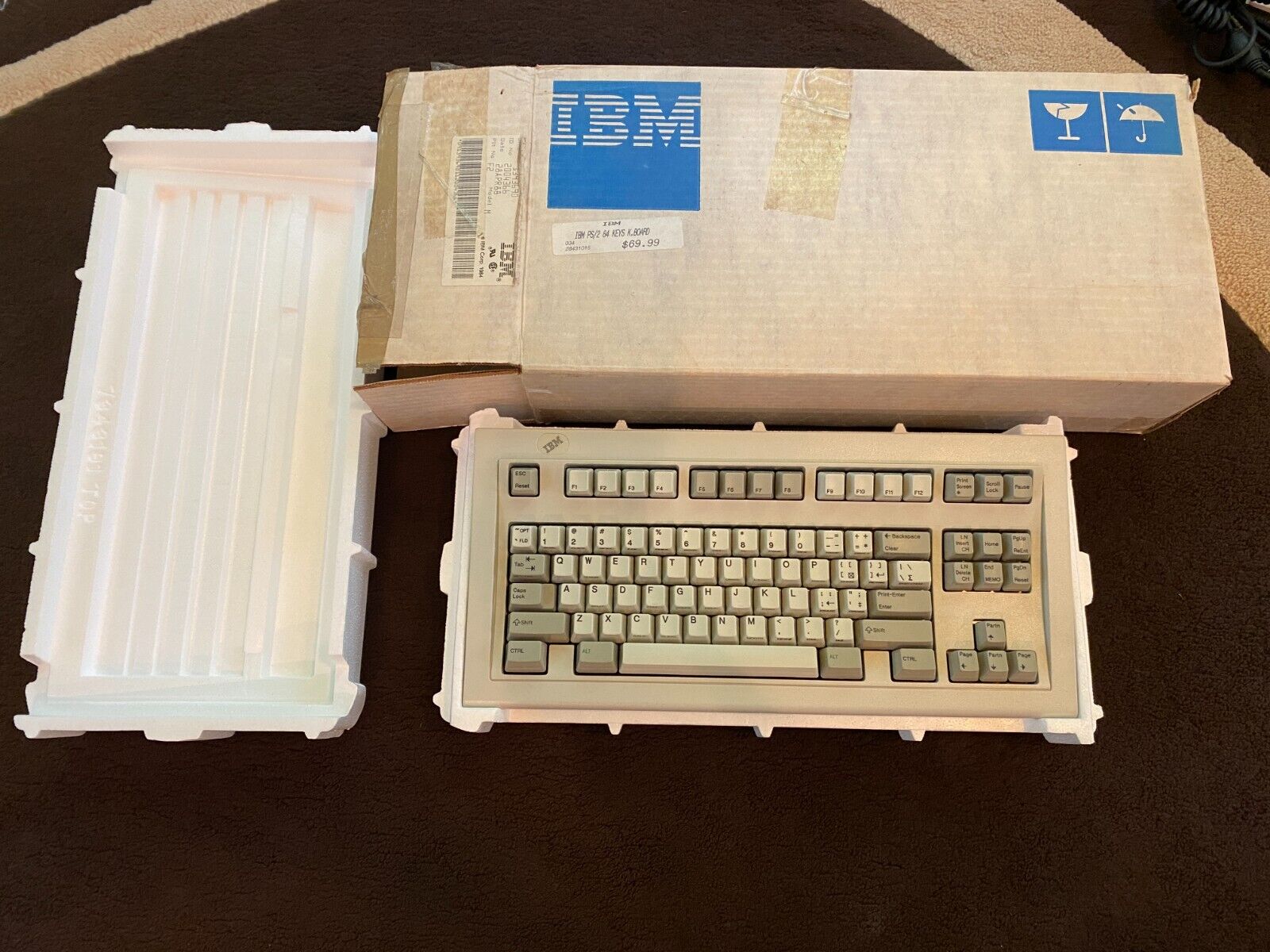 New IBM Model M SSK Rare Factory Sabre Airline Booking Keycaps 1393690 1393691