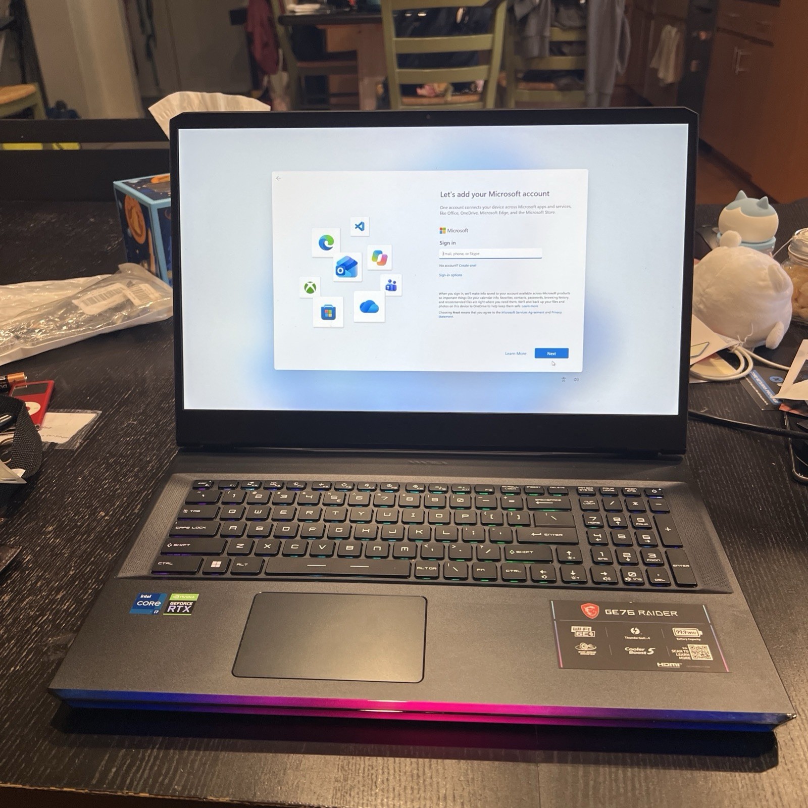 MSI GE76 Raider 11UE 17.3in, i7-11800H, 32GB RAM, 1TB SSD, RTX 3060