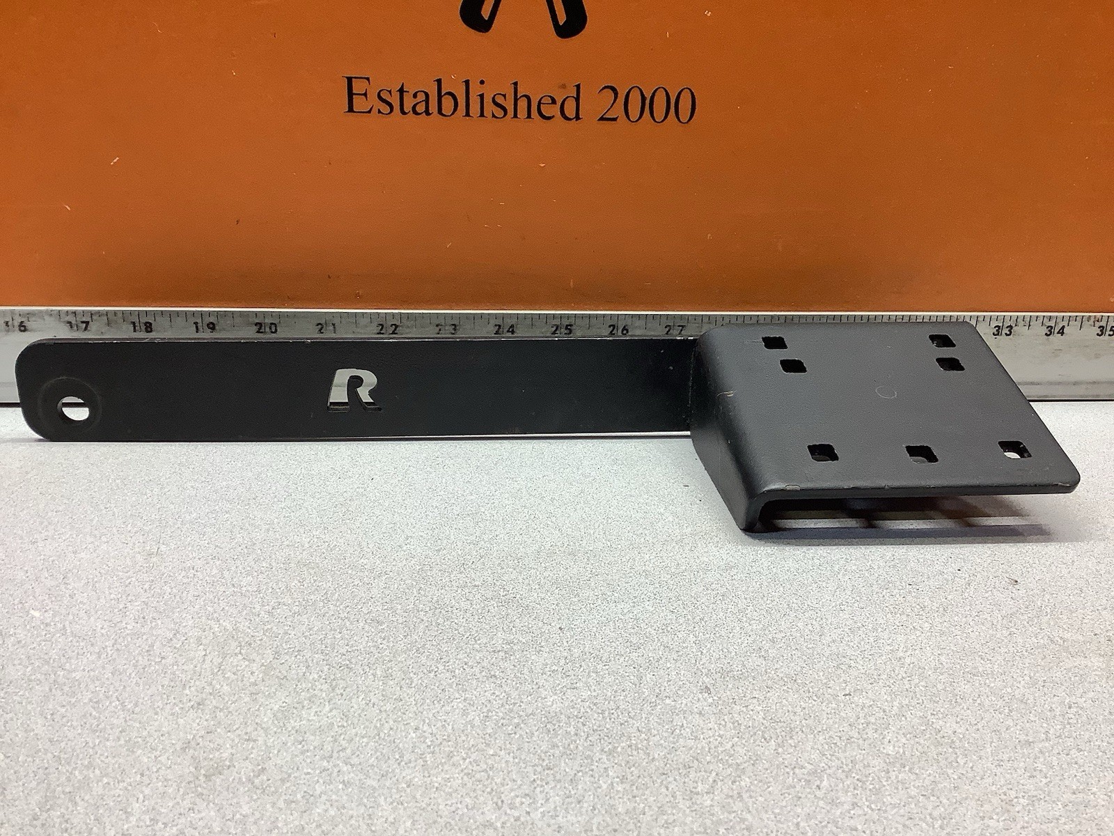 RAM Mounts No Drill Vehicle Base & Pole For 2012-2021 Dodge RAM Trucks 2500 3500