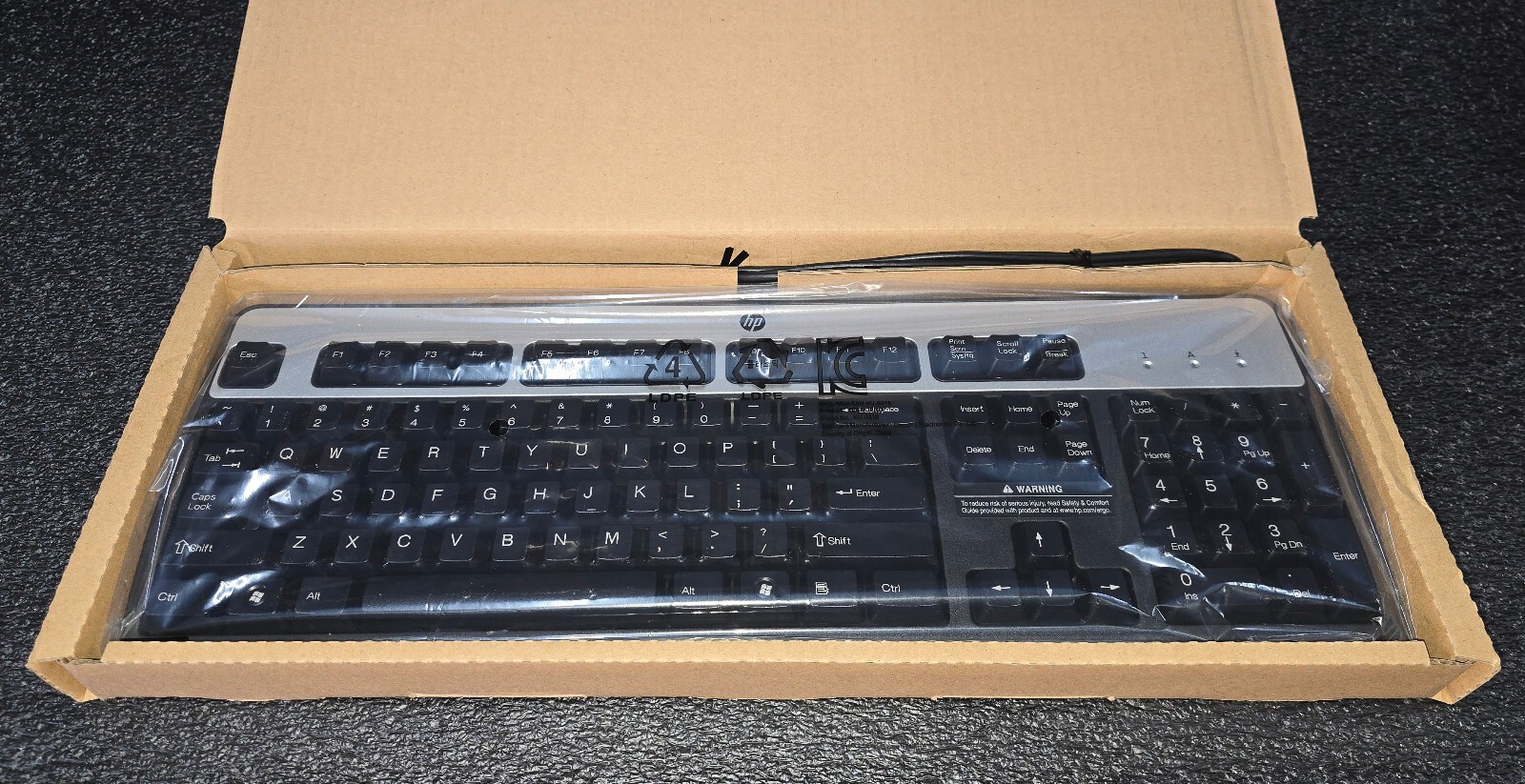 HP KU-0316 104-Key Wired USB Standard Desktop Keyboard 434821 001 002 007 Silver