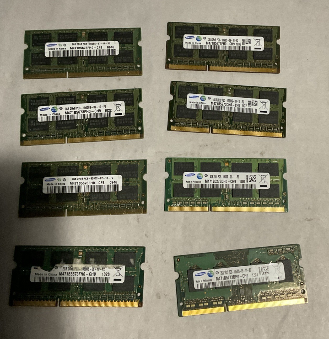 Mixed Lot Of 8 Samsung Memory