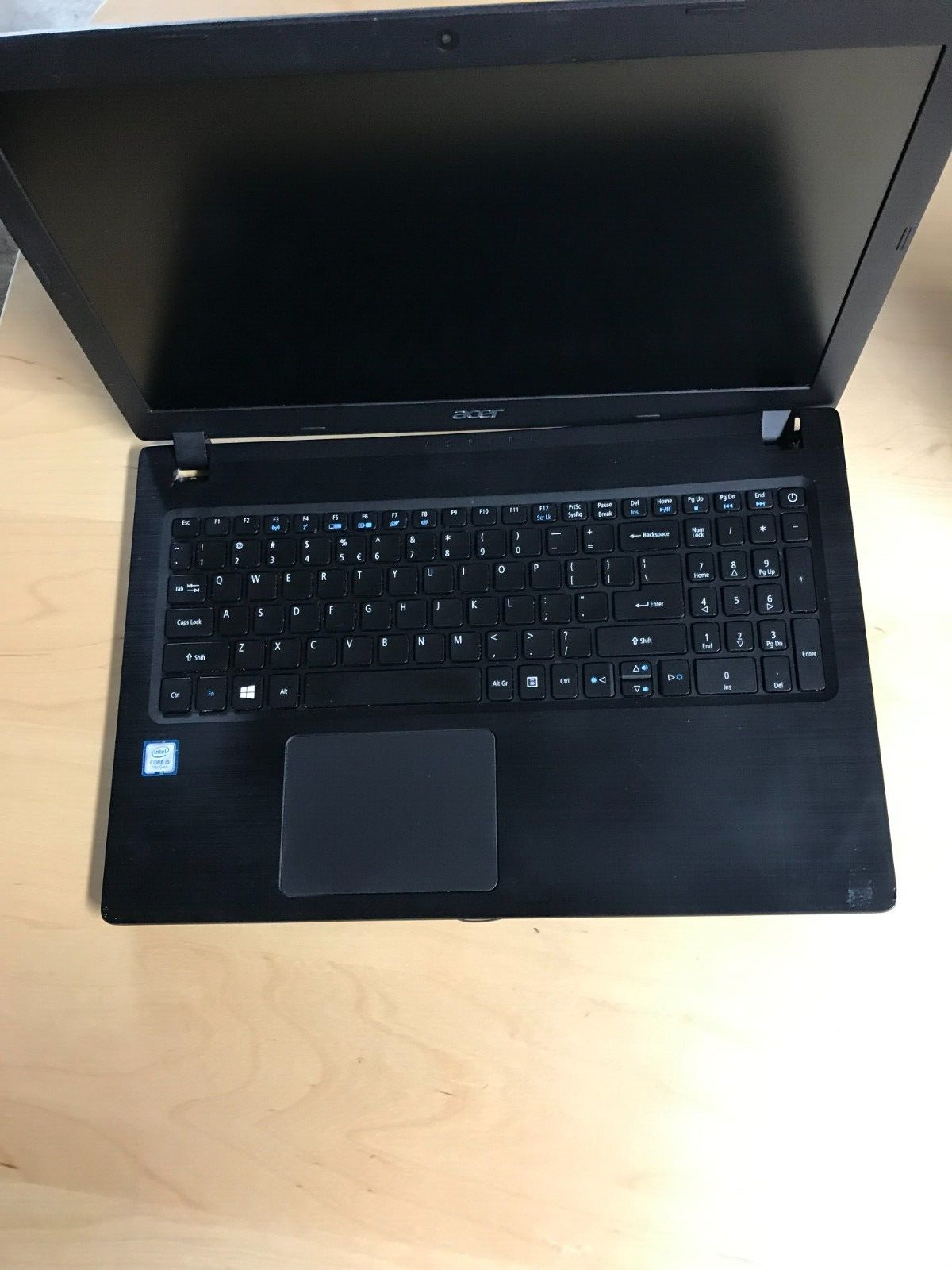 Acer Aspire  Core i5-7Gen , NO power , NO RAM , NO HD , For parts only