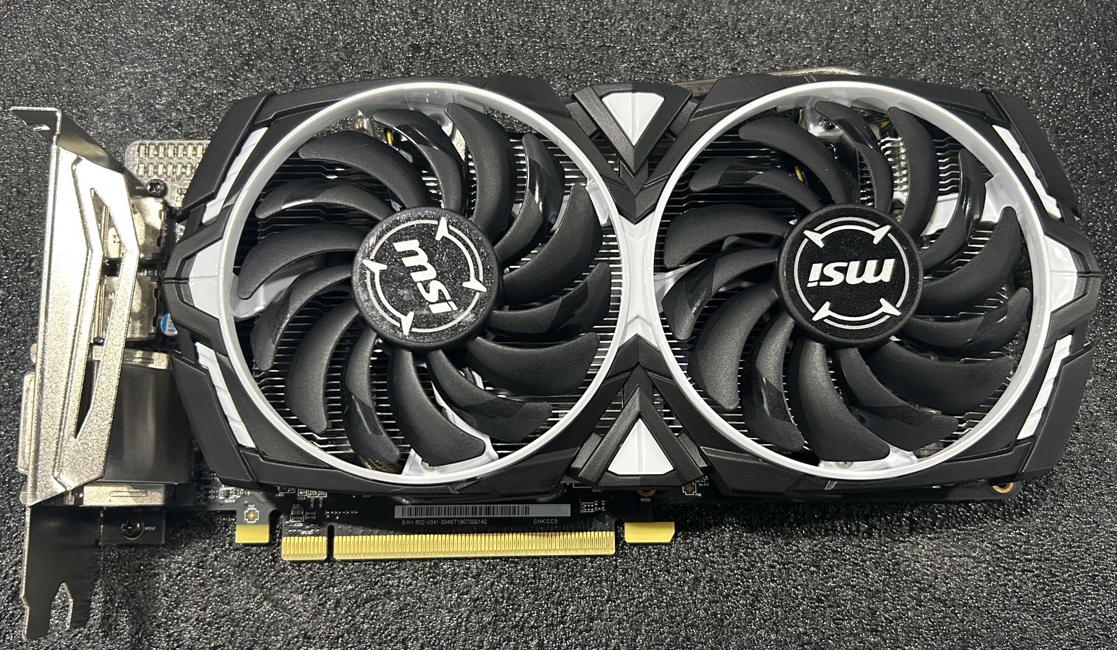 MSI RADEON RX 570 ARMOR 4GB GPU - BLACK/SILVER