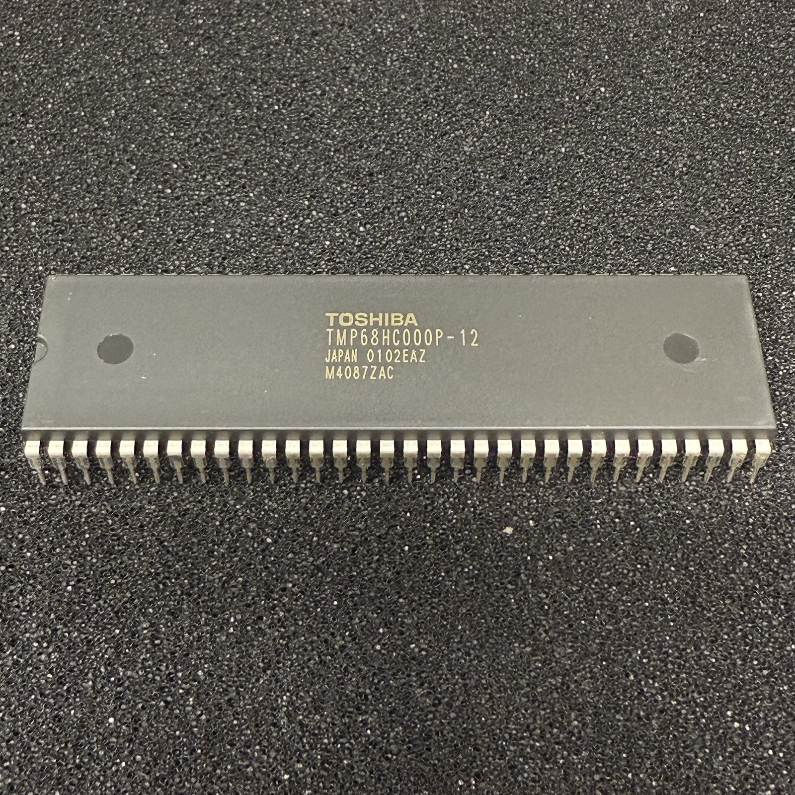 Toshiba TMP68HC000P-12 68000 16/32-Bit CMOS Microprocessor CPU DIP-64 NOS