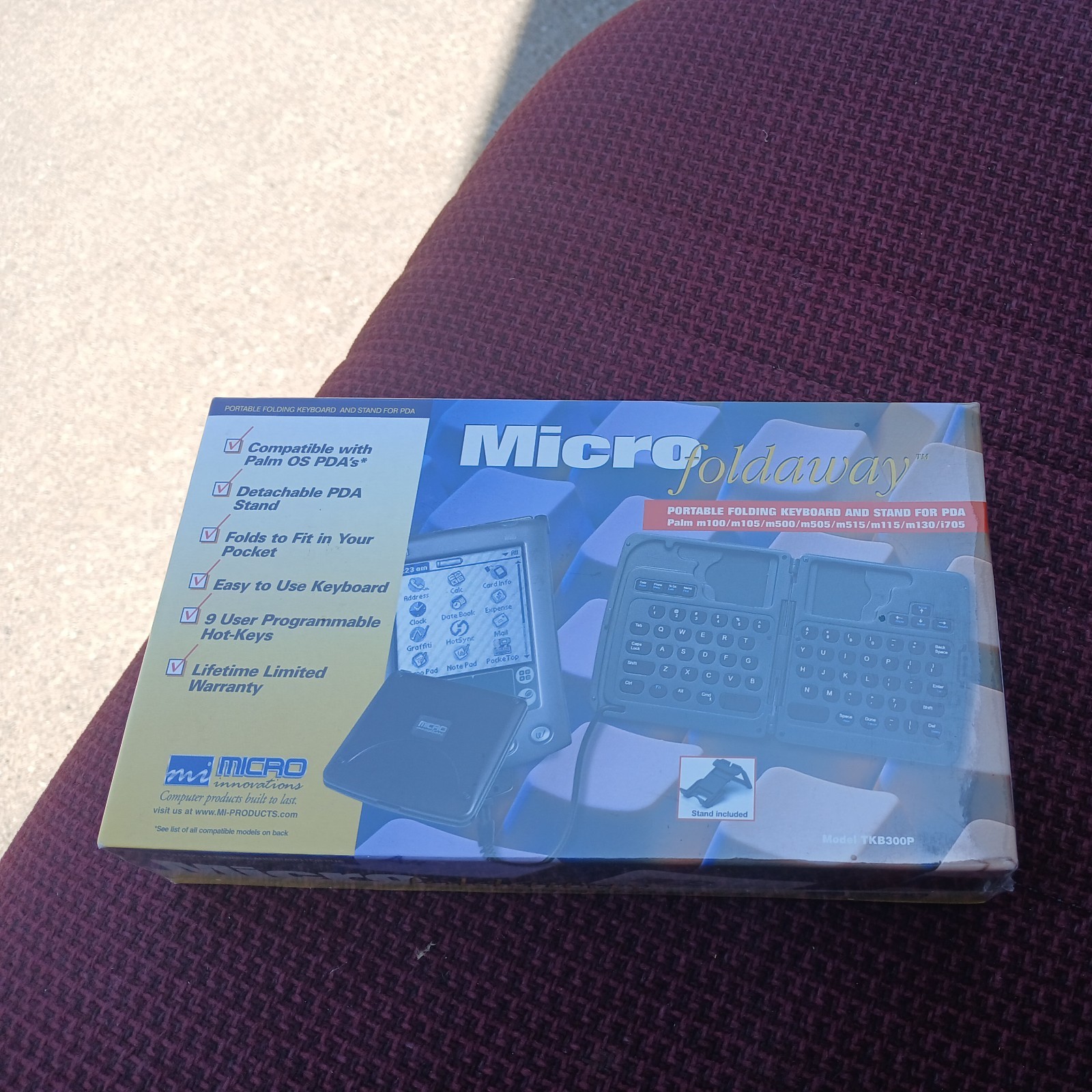 *NEW*Micro Foldaway Portable**Folding Keyboard and Stand for PDA*