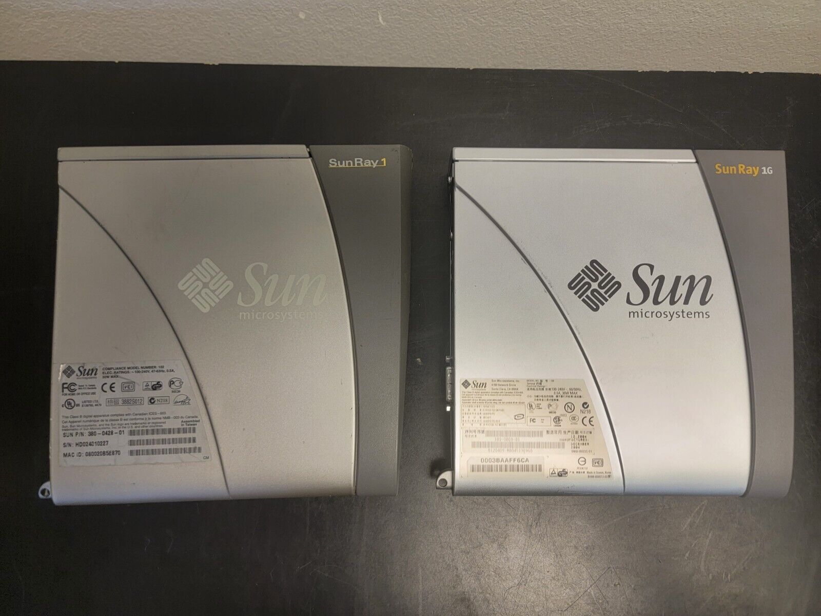 Sun Microsystems SunRay1 Model 102 and SunRay 1G Thin Clients