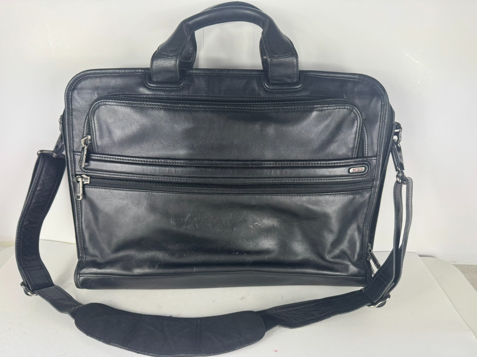 Tumi Black Napa Leather Zippered (5 Zip pockets) Laptop Bag Briefcase 96111D4