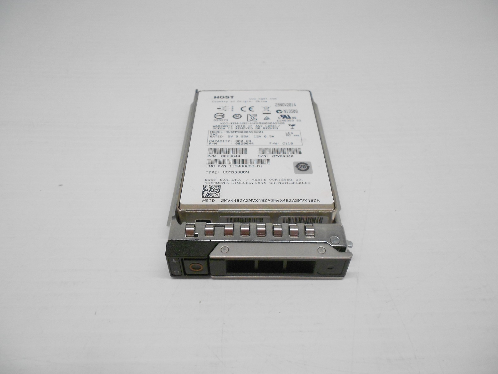 800GB SSD SAS 2.5" 12Gbps SERVER HARD DRIVE For Dell R440 R540 R640 R740 R740XD