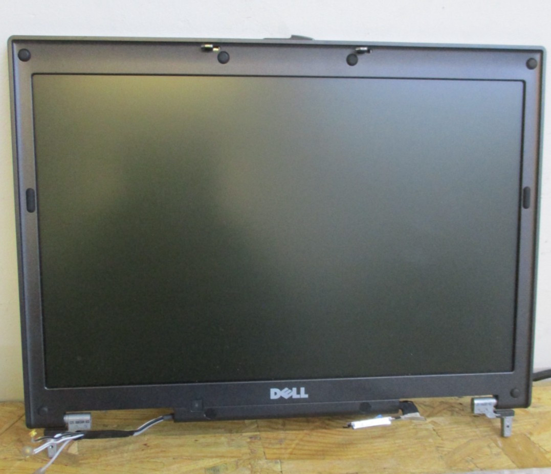 Dell Latitude D830 15" LCD Screen w/BACK COVER
