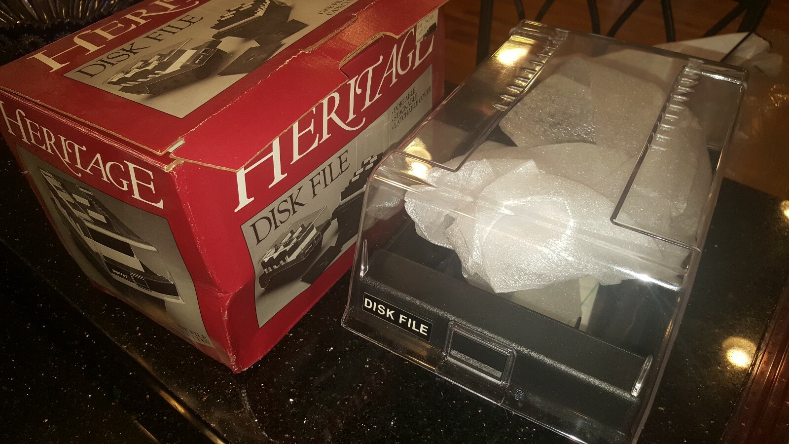 VINTAGE HERITAGE FLOPPY DISK FILE STORAGE CASE NEVER USED IN ORIGINAL BOX