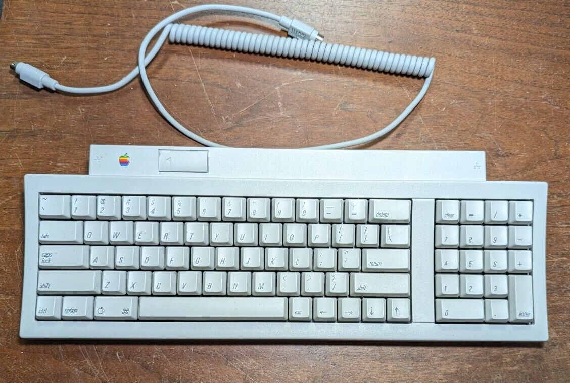 Vintage 1990 Apple Keyboard II Mac M0487 Excellent Condition With Cable