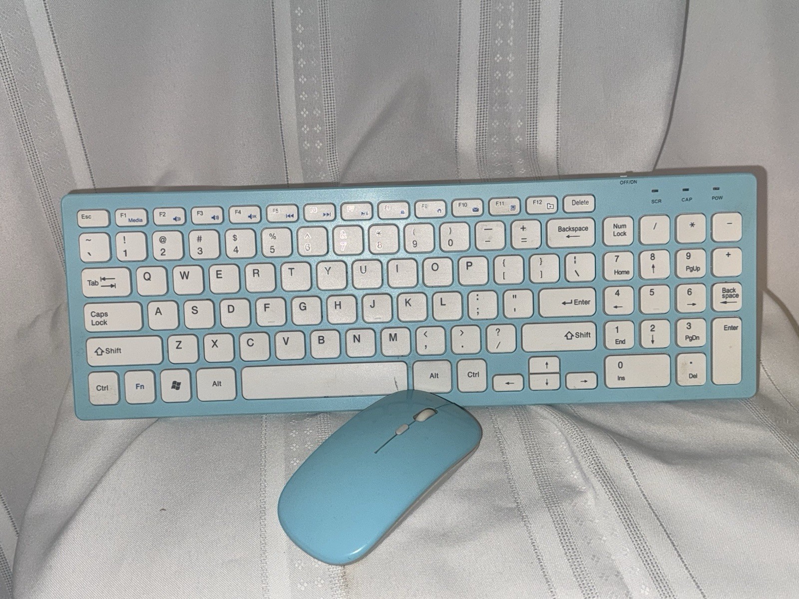 Wireless Turquoise Keyboard Mouse Bundle, Plug & Play, Quiet Keys, V-C24A