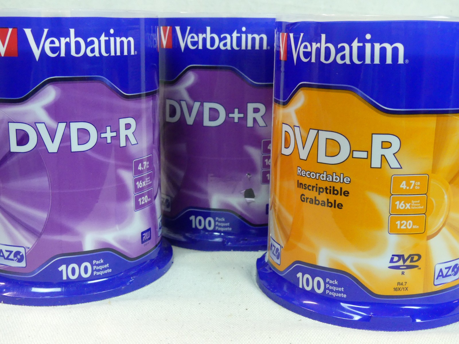 300 New Sealed VERBATIM AZO 16X speed: 200 DVD+R 95098 plus 100 DVD-R 95102