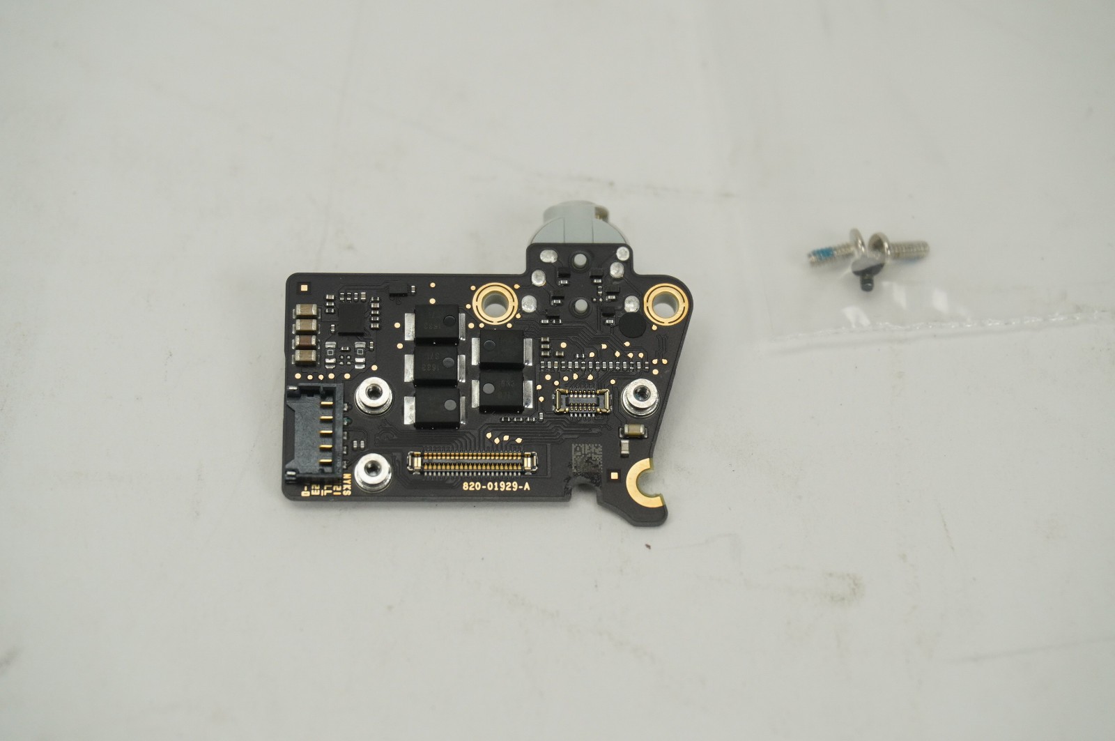 Replacement Headphone Jack for MacBook Air 2020 13" A2337