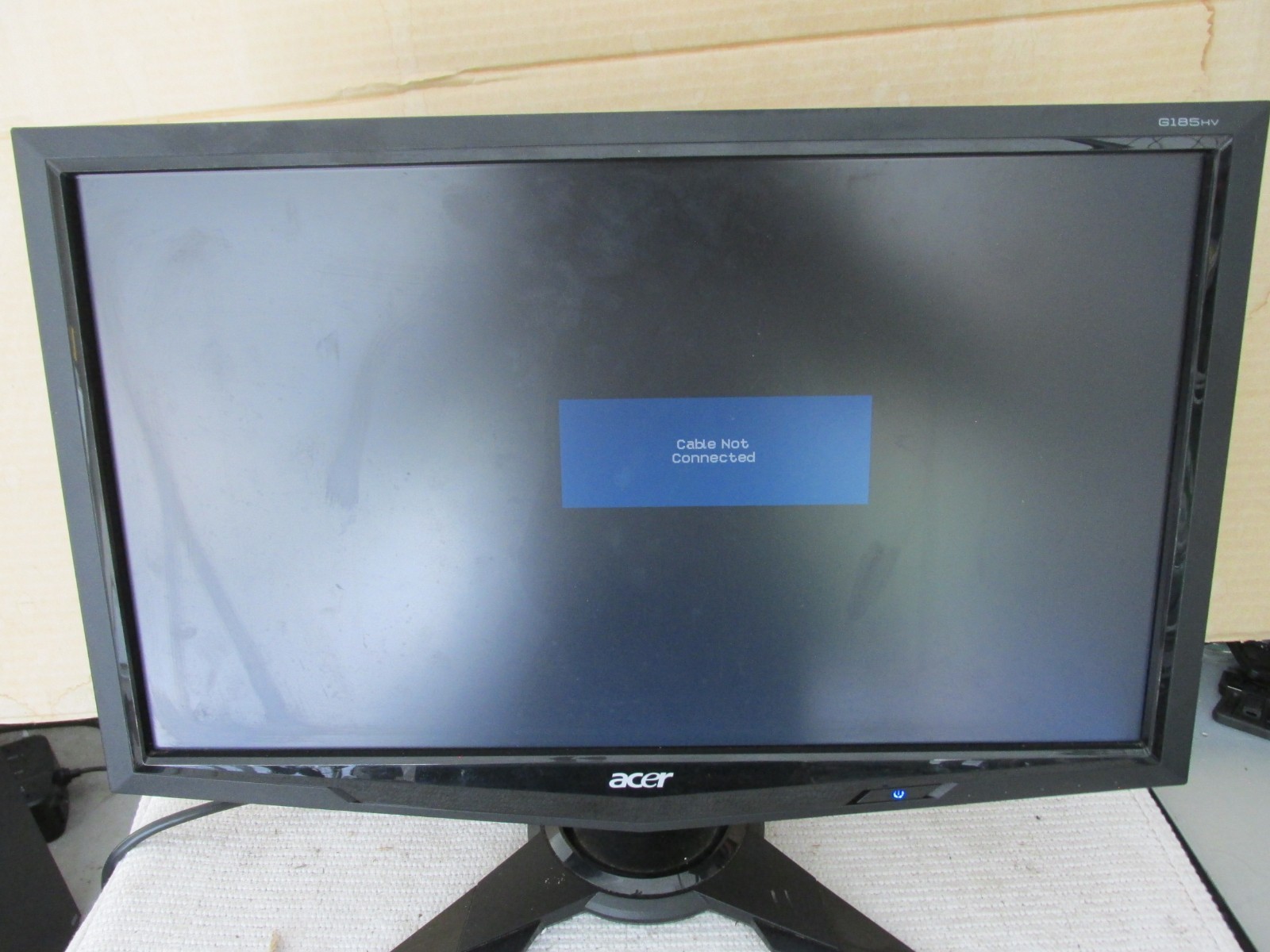 Acer G185H 18-inch  LCD Monitor Black