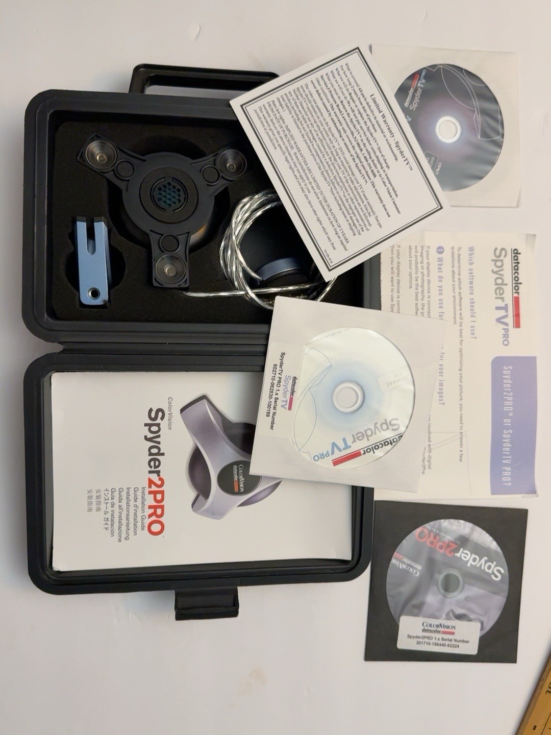 ColorVision Spyder2PRO Monitor Color Calibration System Complete Case Discs