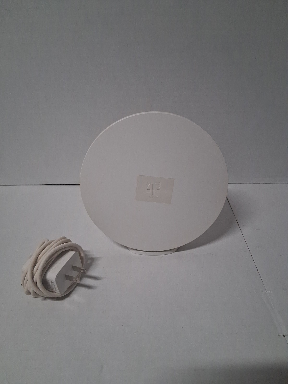 T-Mobile Home Internet Wi-Fi Mesh Access Point Extender (Model FZET06204000J)