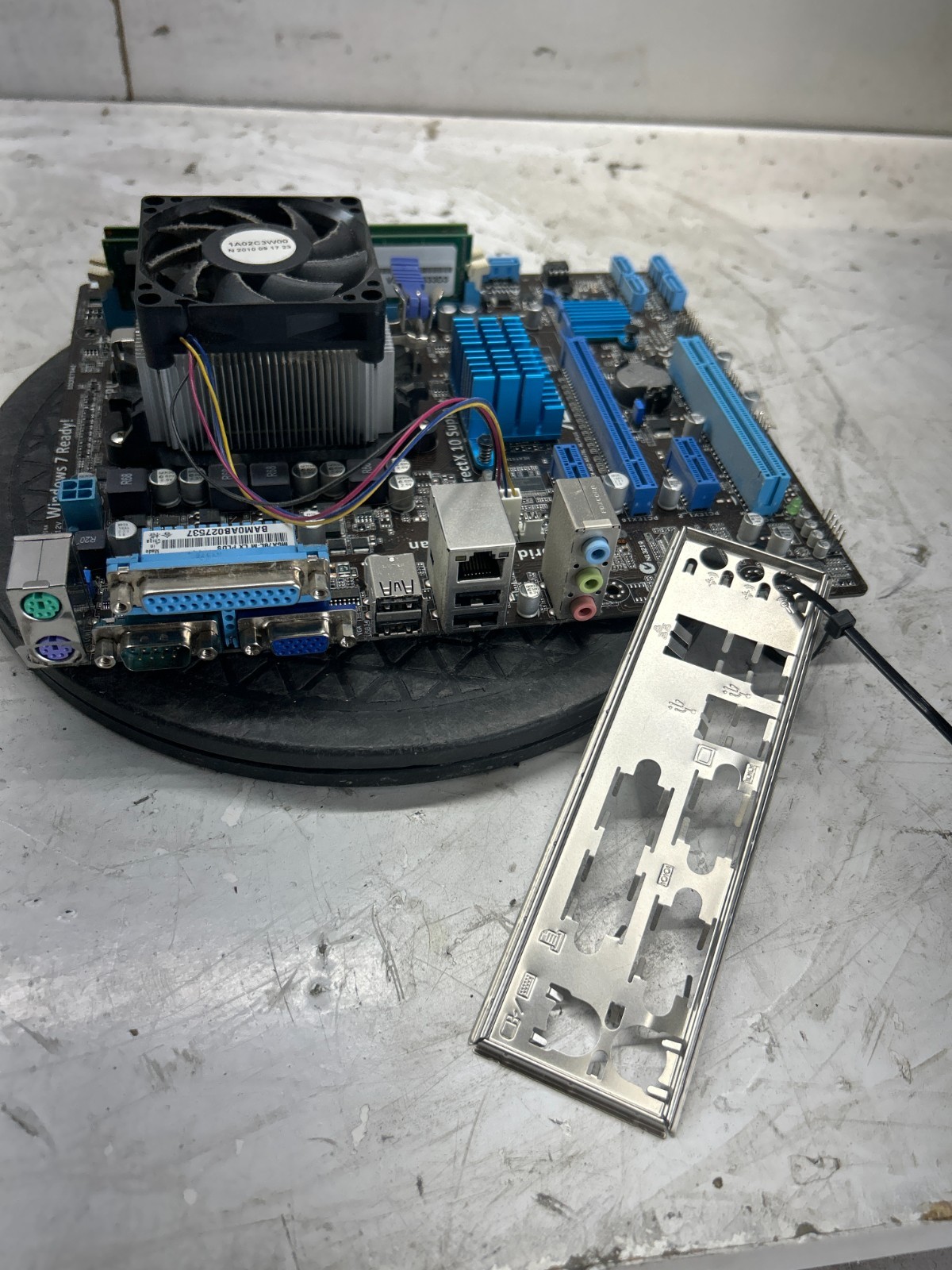 ASUS M5A78L-M LX Plus AMD Athlon II X4 640 3000MHz 3GB