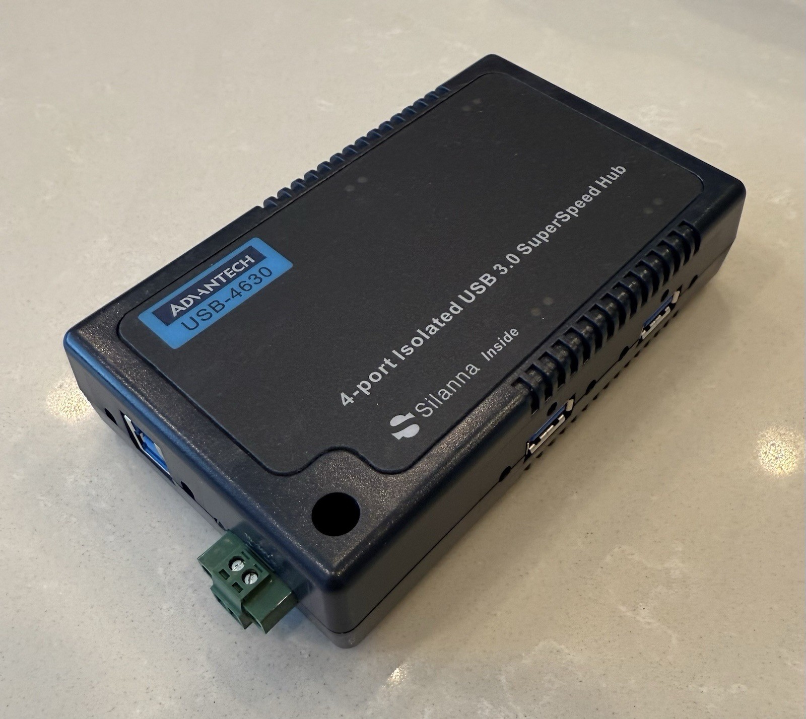 Advantech USB-4630-AE, 4-Port Isolated 3.0 SuperSpeed Hub - BRAND NEW SEALED