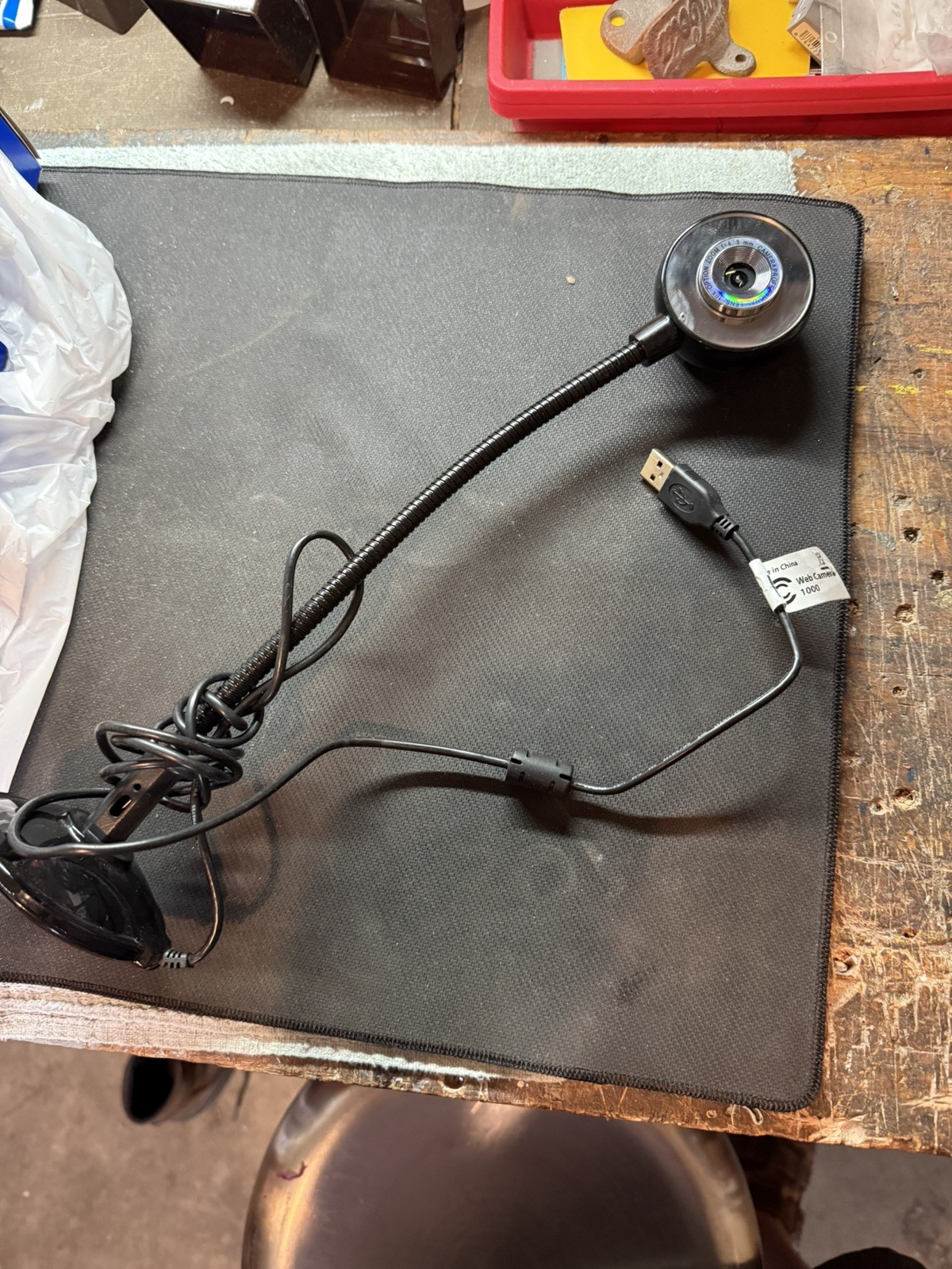 Black USB 2.0 Computer Webcam with Flexible Gooseneck Stand & Base
